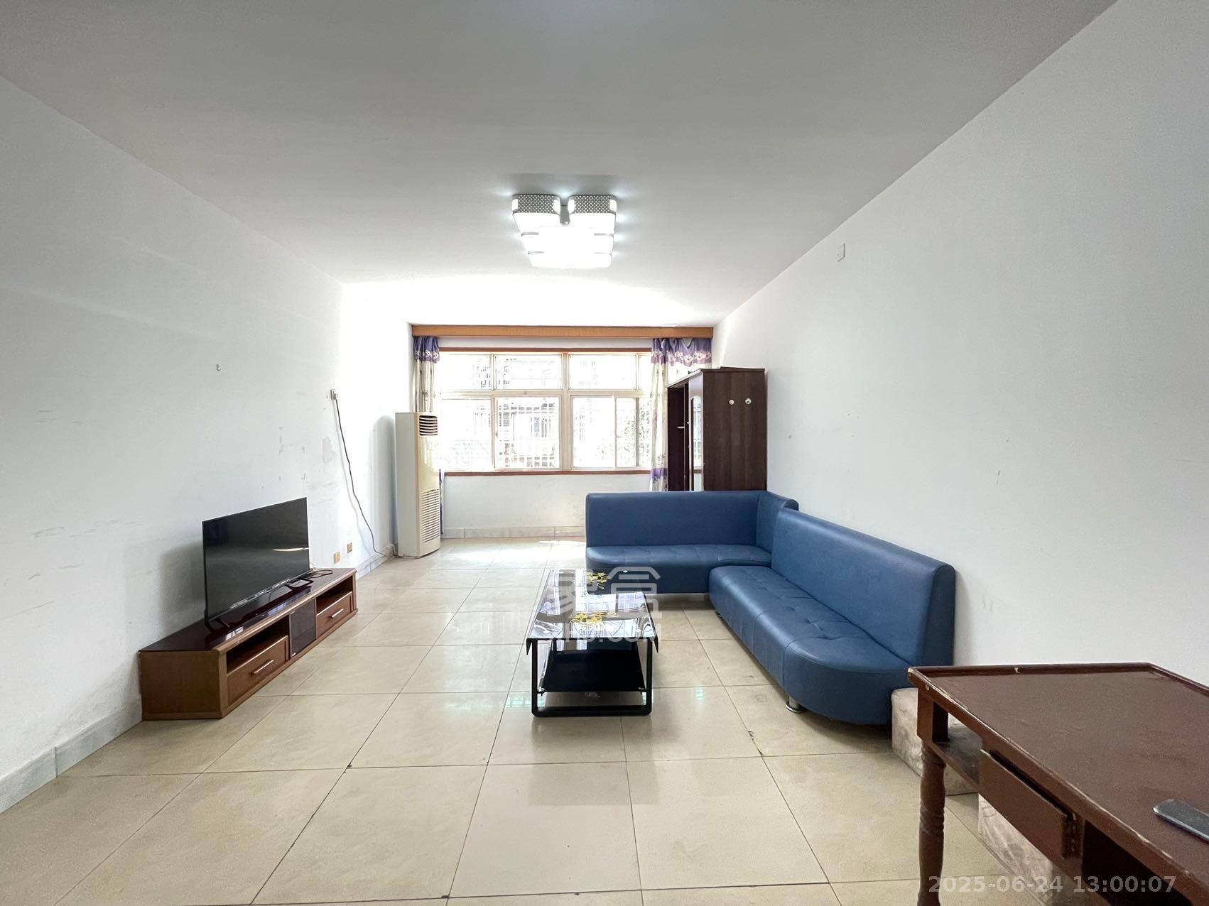 新桥小区 3室1厅1卫 2000.0元/月 新桥小区 3室1厅1卫 2000.0元/月室内图