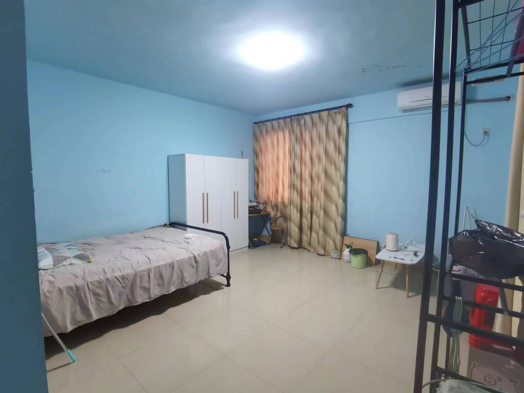 温州大厦 1室1厅1卫 1300.0元/月 温州大厦 1室1厅1卫 1300.0元/月室内图