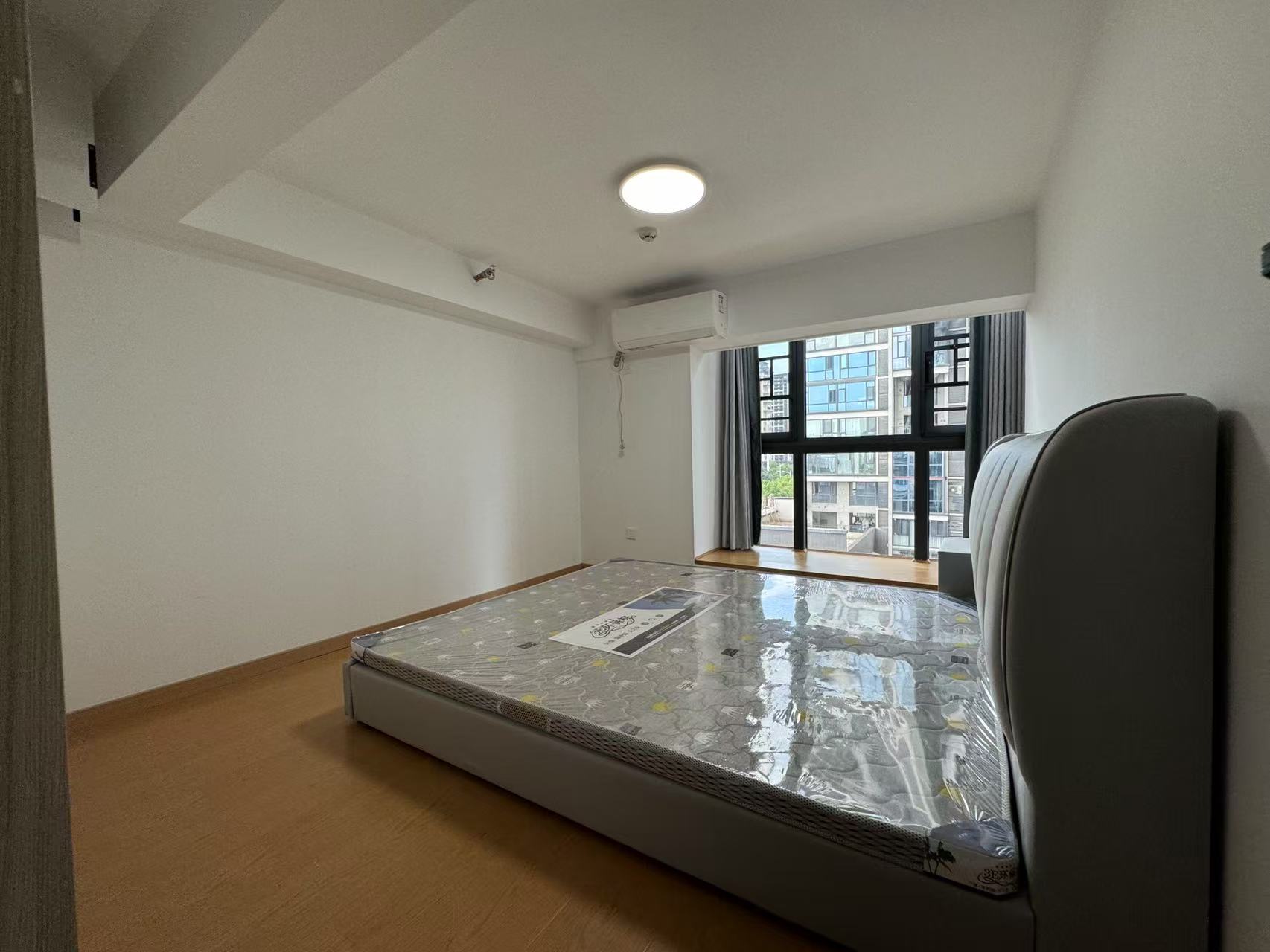 领御一方中心 3室1厅2卫 2000.0元/月 领御一方中心 3室1厅2卫 2000.0元/月室内图