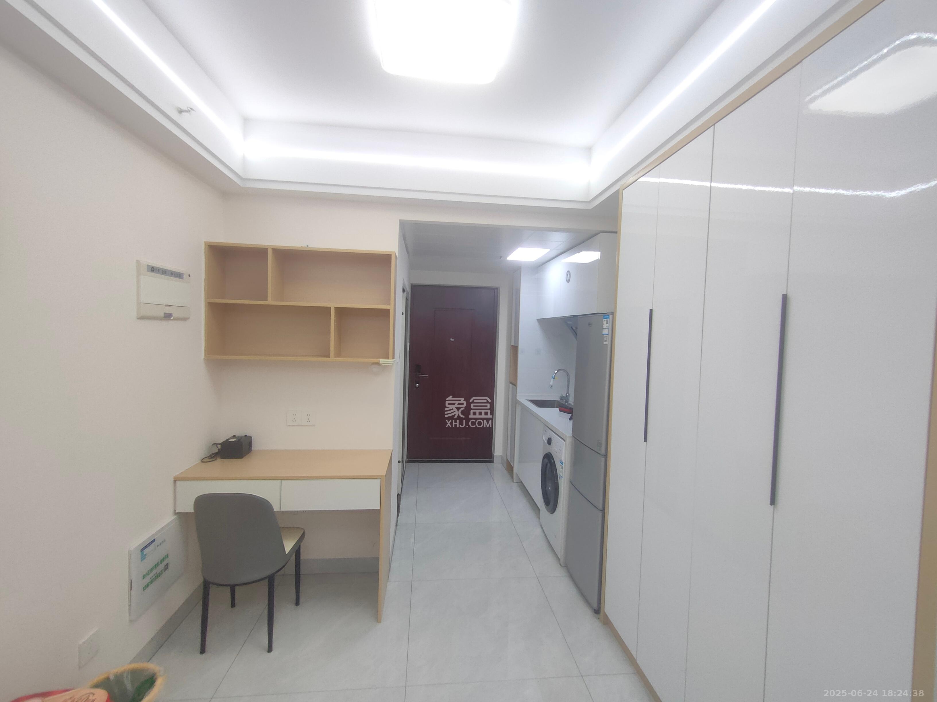 保利海德公园  1室1厅1卫   1800.00元/月室内图