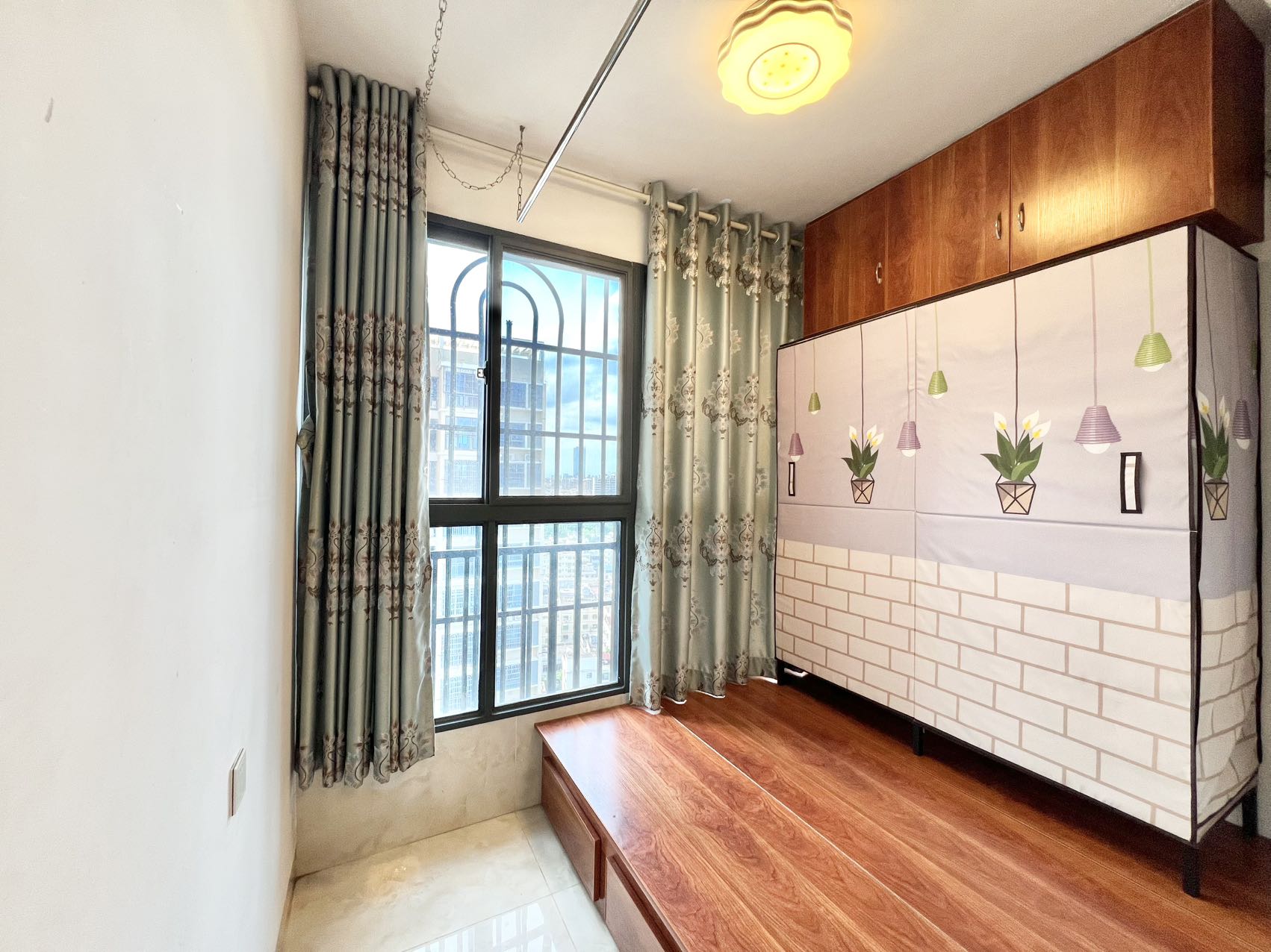 鑫海华庭 2室1厅1卫 1800.0元/月 鑫海华庭 2室1厅1卫 1800.0元/月室内图