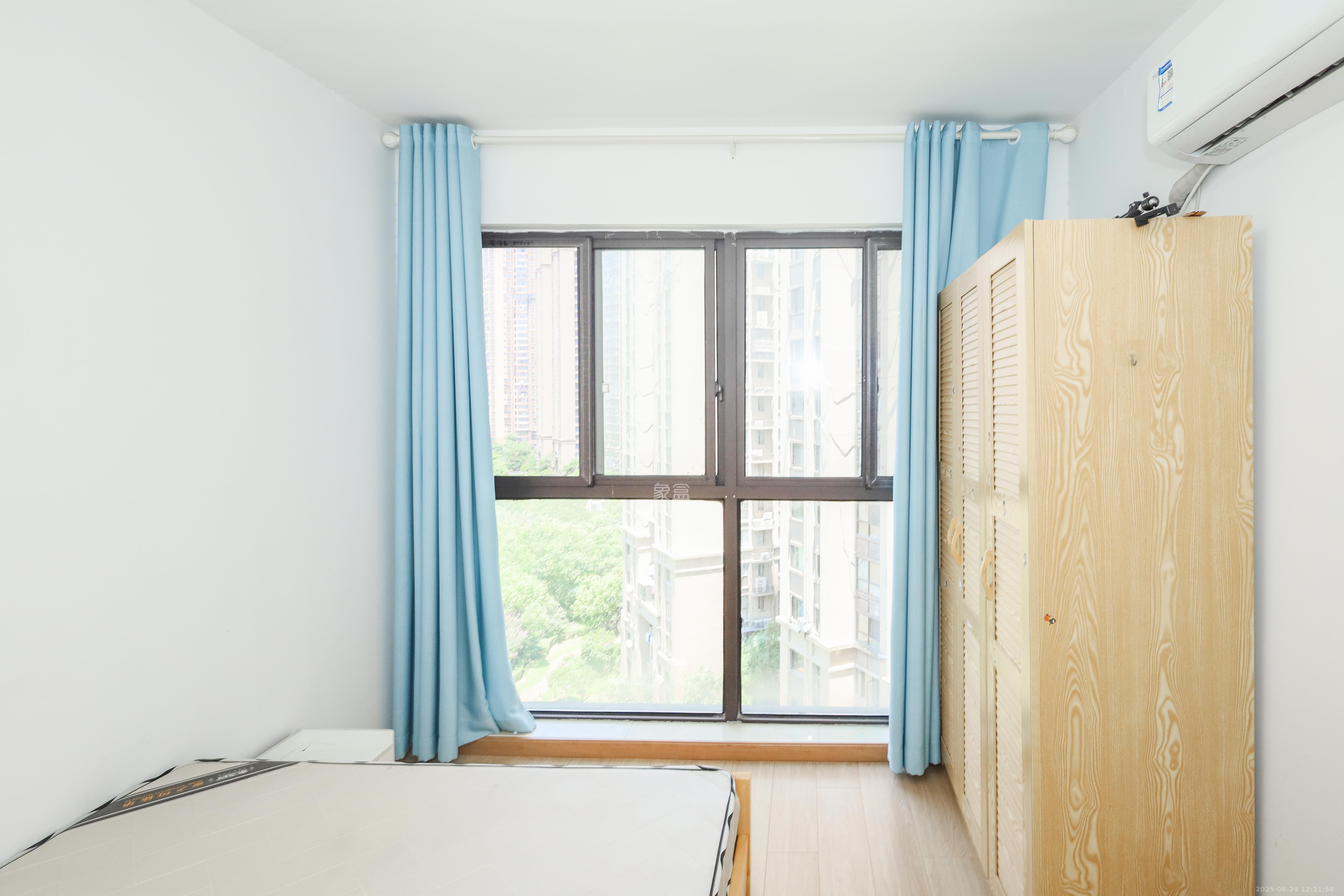 梅溪湖合能璞丽  3室2厅1卫    2400.0元/月 梅溪湖合能璞丽  3室2厅1卫    2400.0元/月室内图