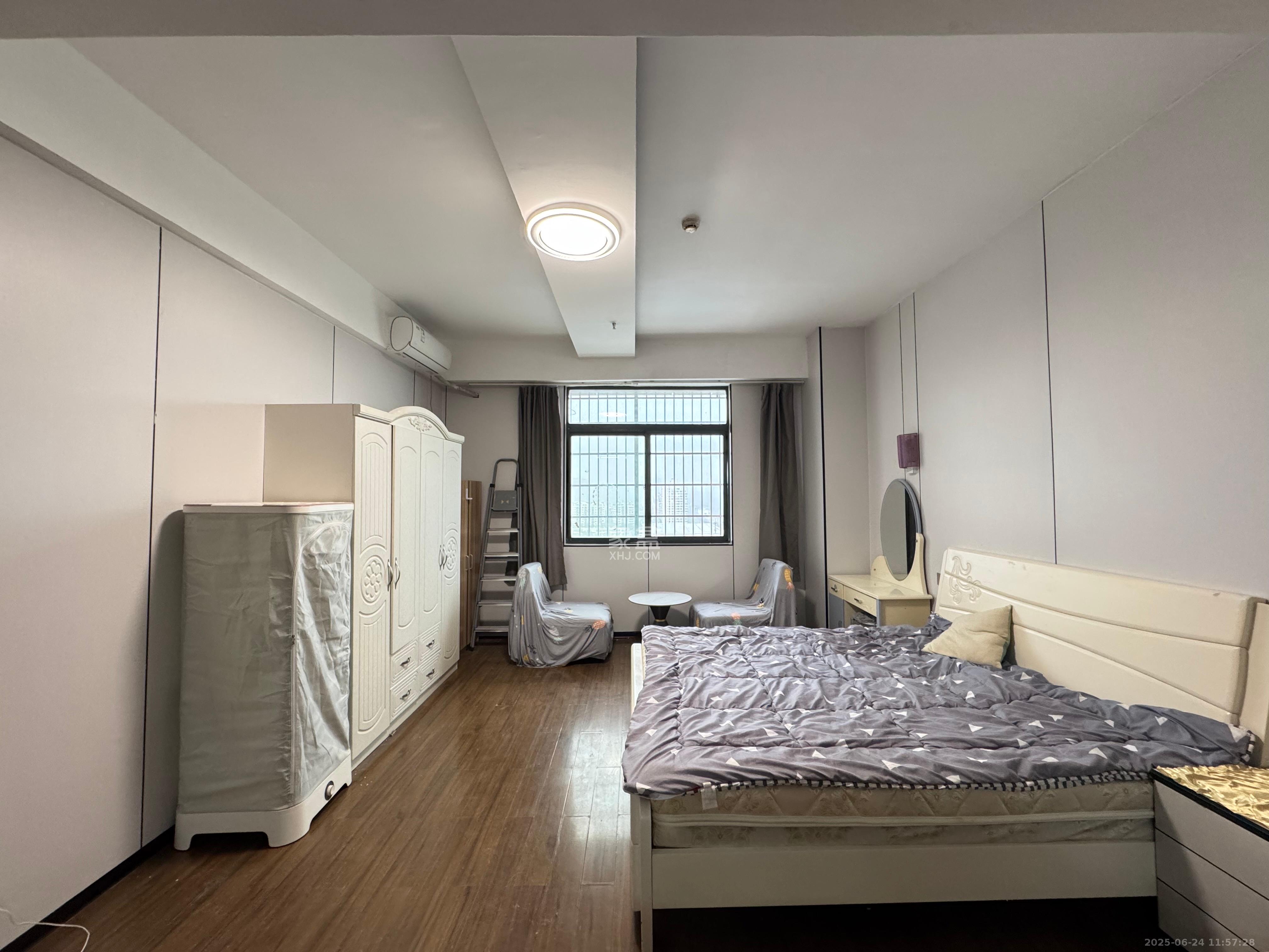 湘聚大厦  1室1厅1卫   1400.00元/月室内图