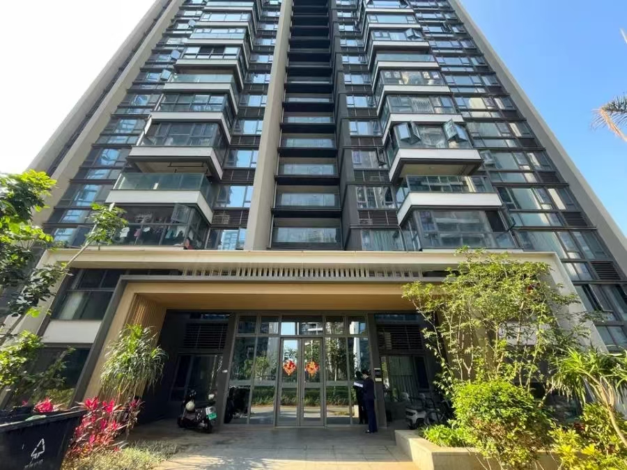 华侨城曦海岸1期  4室2厅2卫    165.0万 华侨城曦海岸1期  4室2厅2卫    165.0万小区图