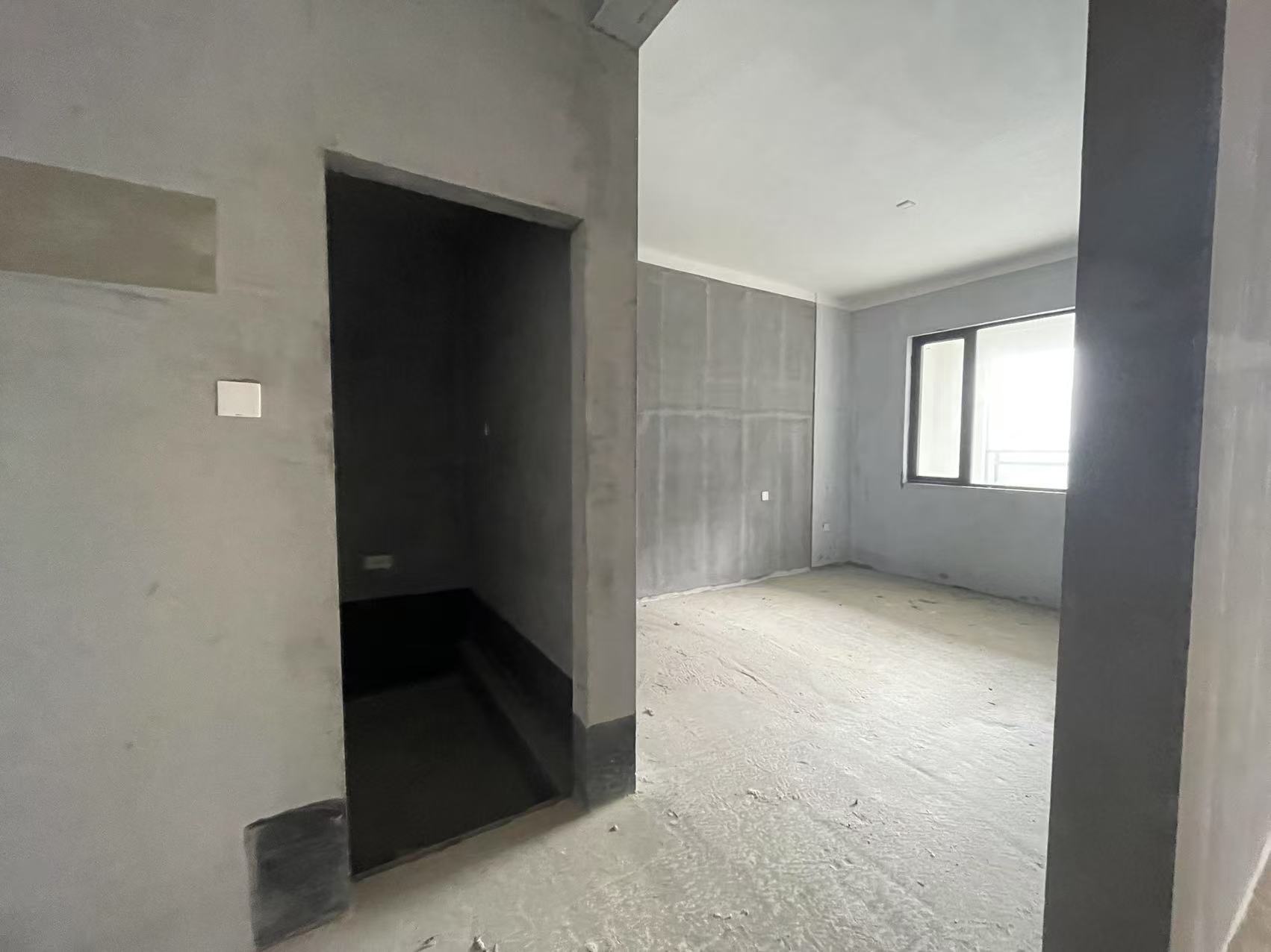 建发央著（悦发央著）  5室2厅3卫   221.00万室内图
