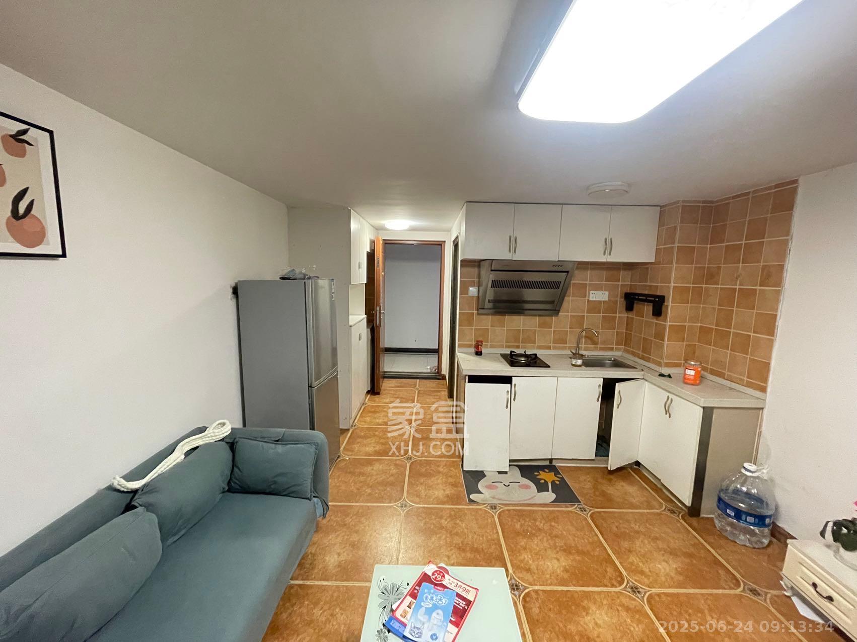 洋湖时代 1室1厅1卫 1200.0元/月 洋湖时代 1室1厅1卫 1200.0元/月室内图