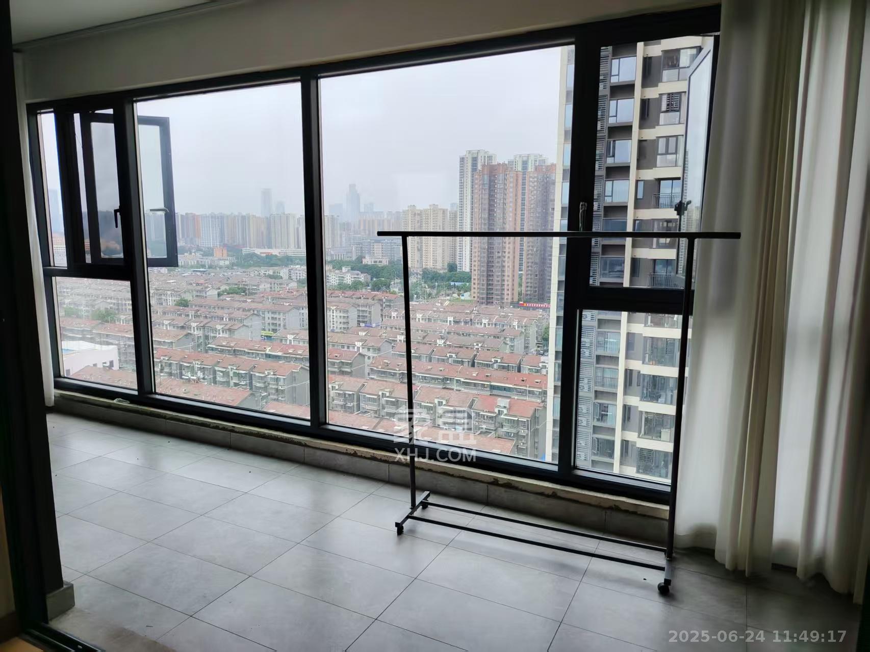 爱家当代境 6室1厅2卫 3600.0元/月 爱家当代境 6室1厅2卫 3600.0元/月室内图