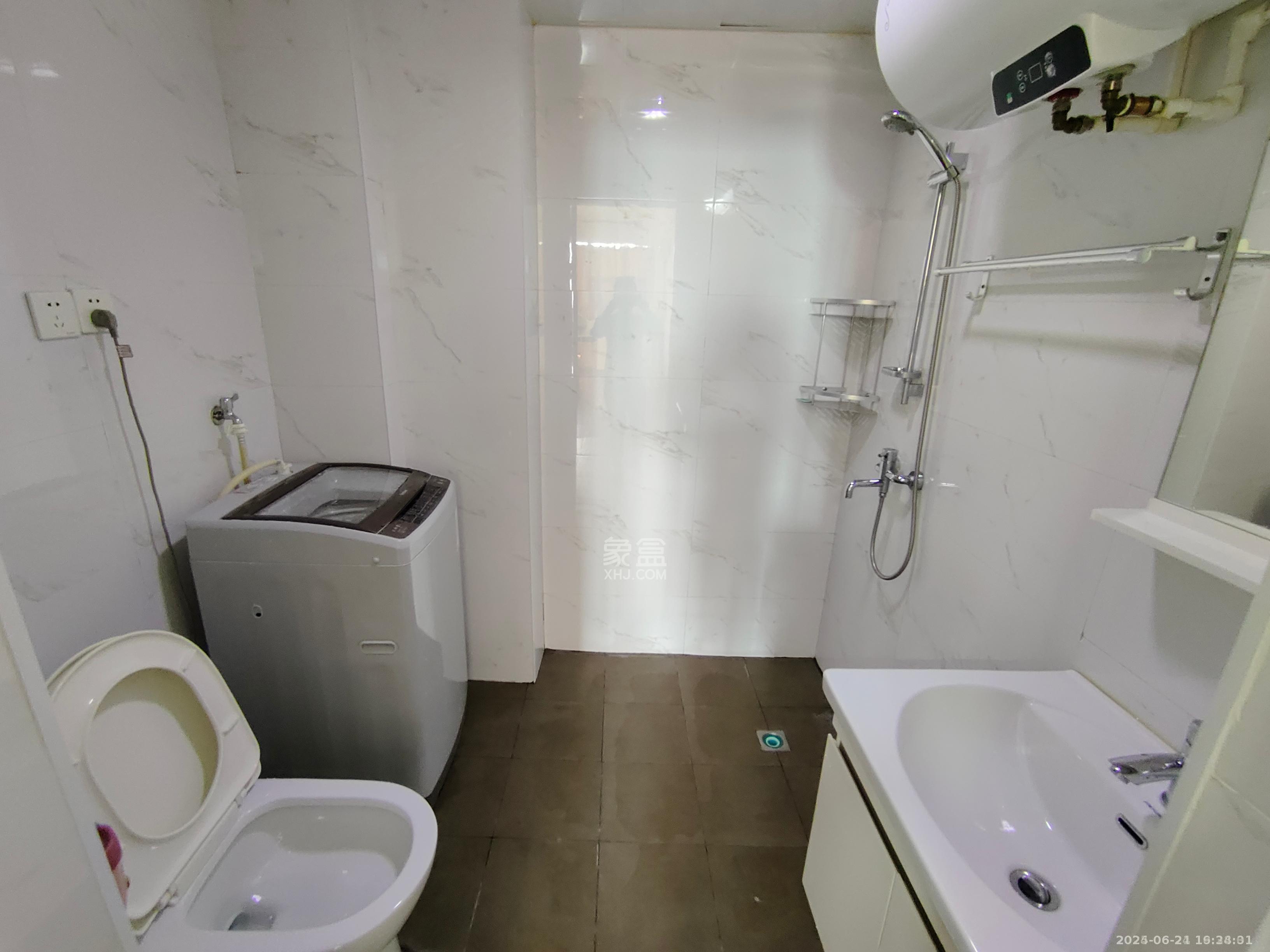 文艺复兴(未来城) 1室1厅1卫 1400.0元/月 文艺复兴(未来城) 1室1厅1卫 1400.0元/月室内图