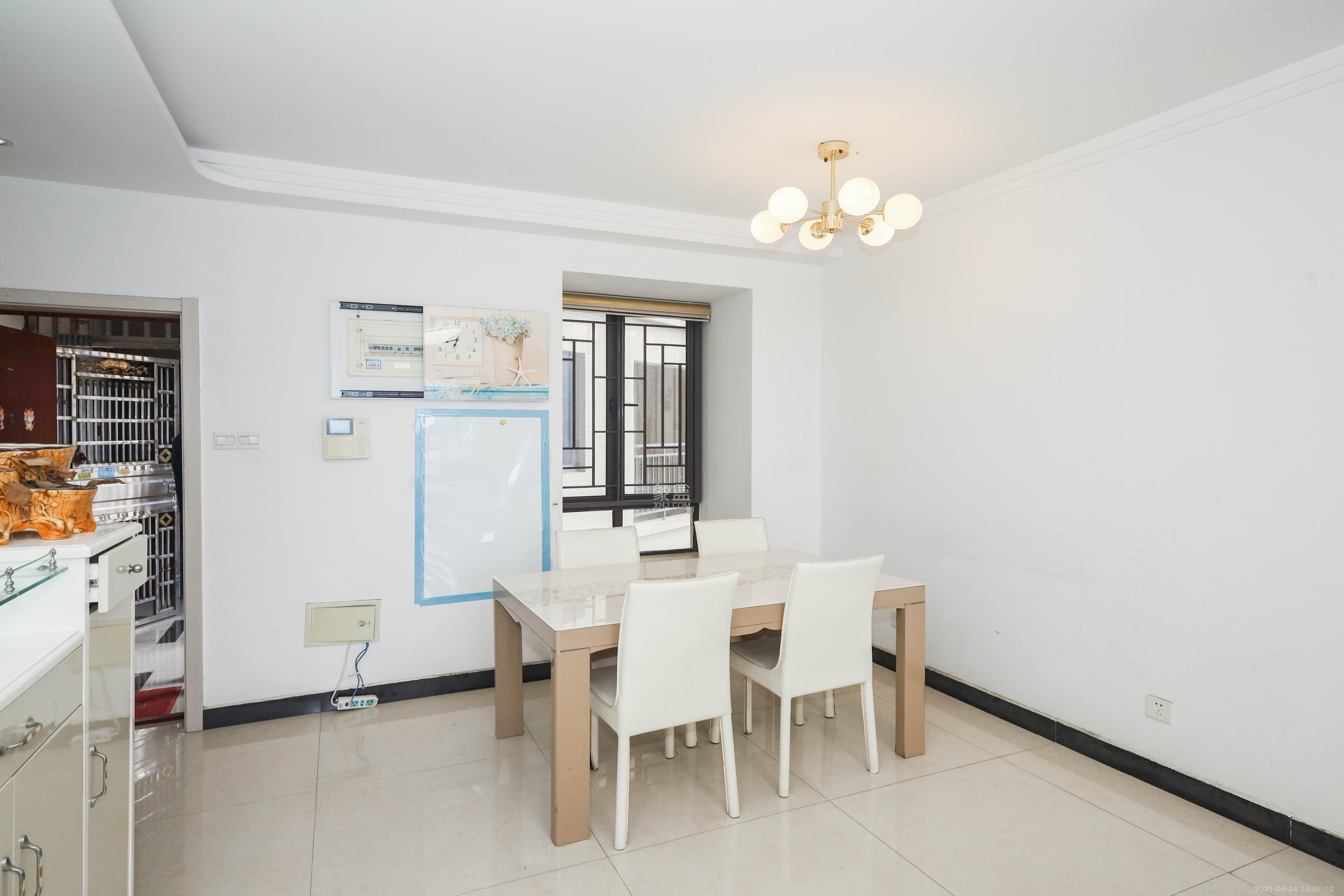 保利麓谷林语F区 3室2厅1卫 89.8万 保利麓谷林语F区 3室2厅1卫 89.8万其他