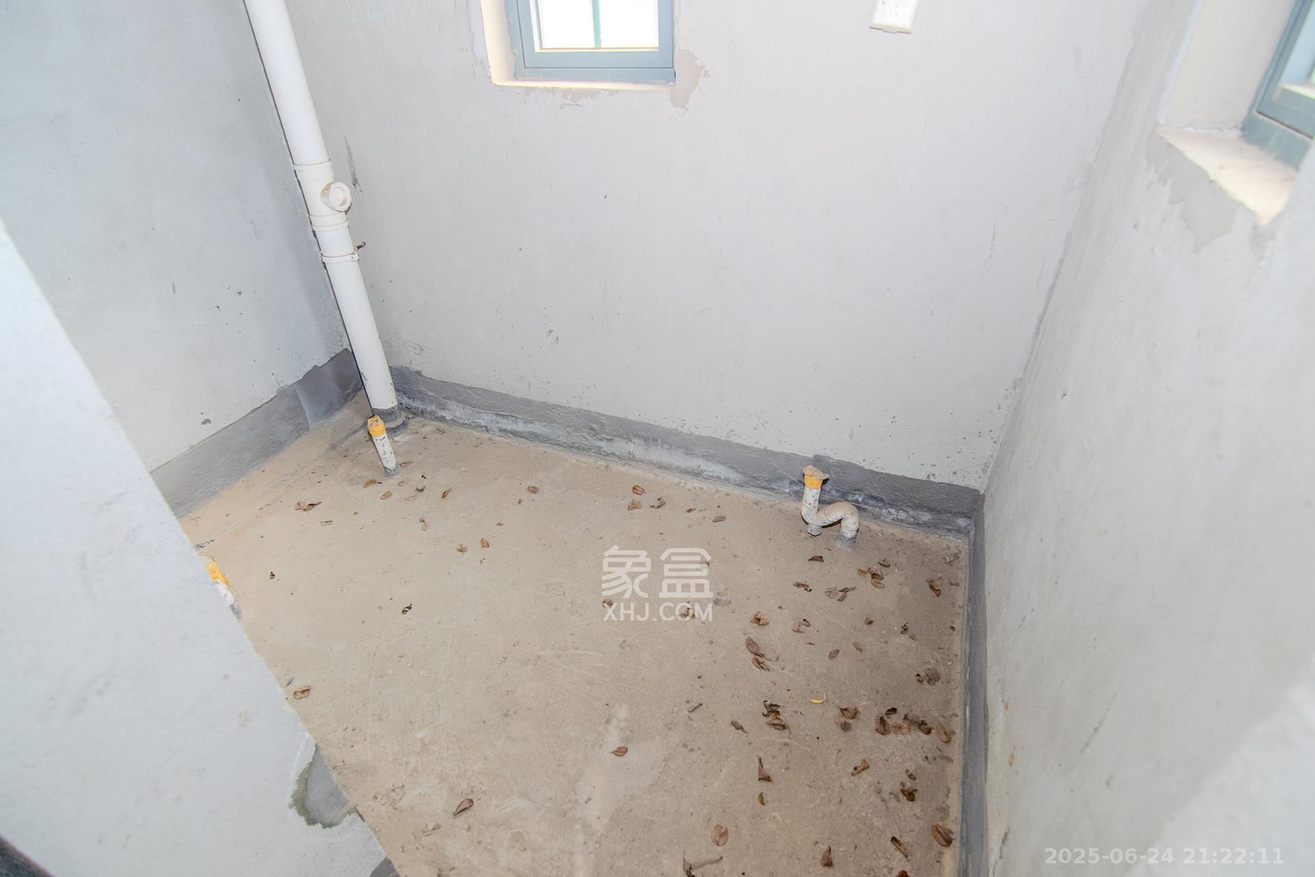 中粮北纬28°别墅  8室2厅6卫    1050.0万 中粮北纬28°别墅  8室2厅6卫    1050.0万其他