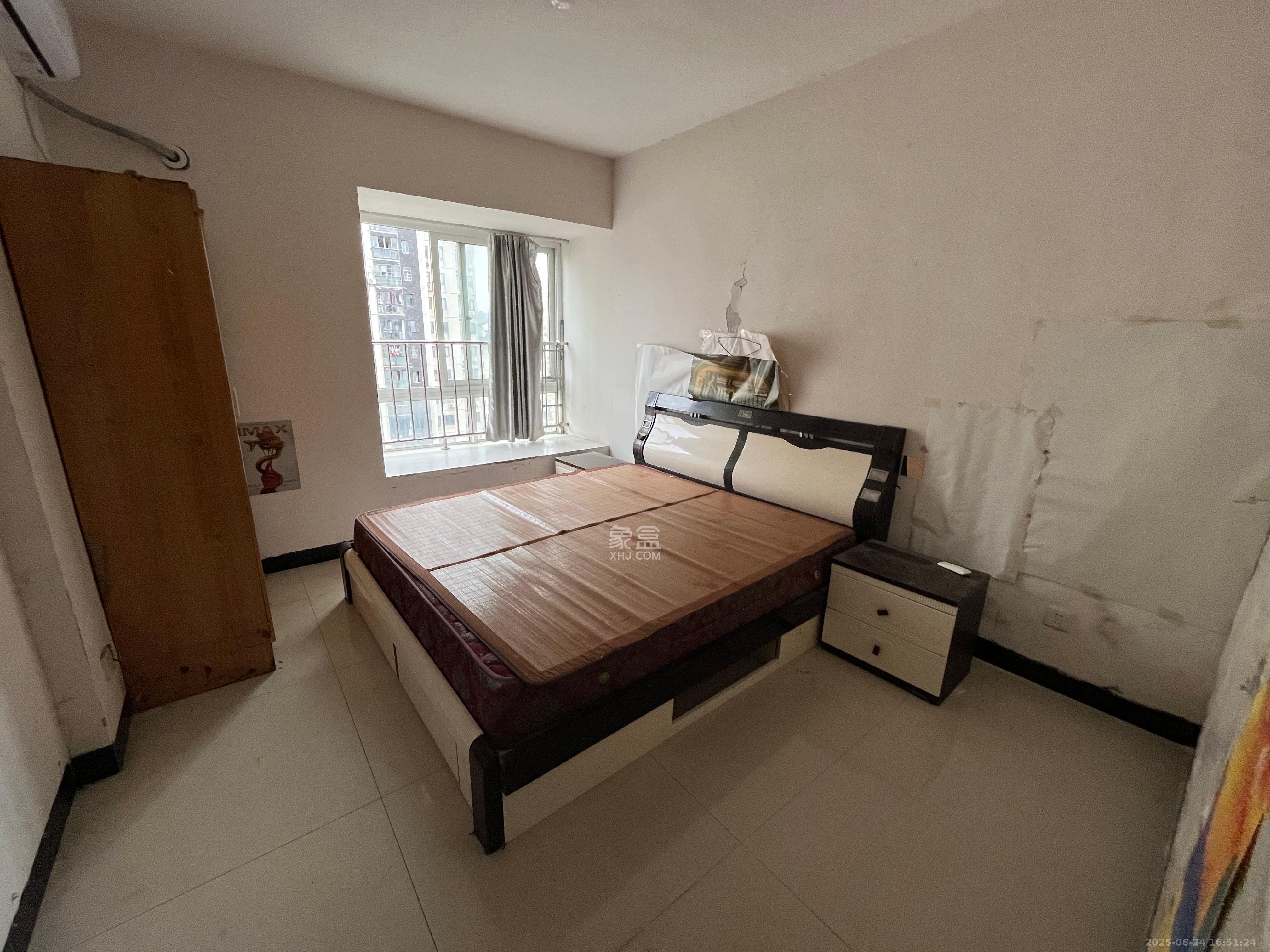 嘉宇盛世华章 2室2厅1卫 2200.0元/月 嘉宇盛世华章 2室2厅1卫 2200.0元/月室内图