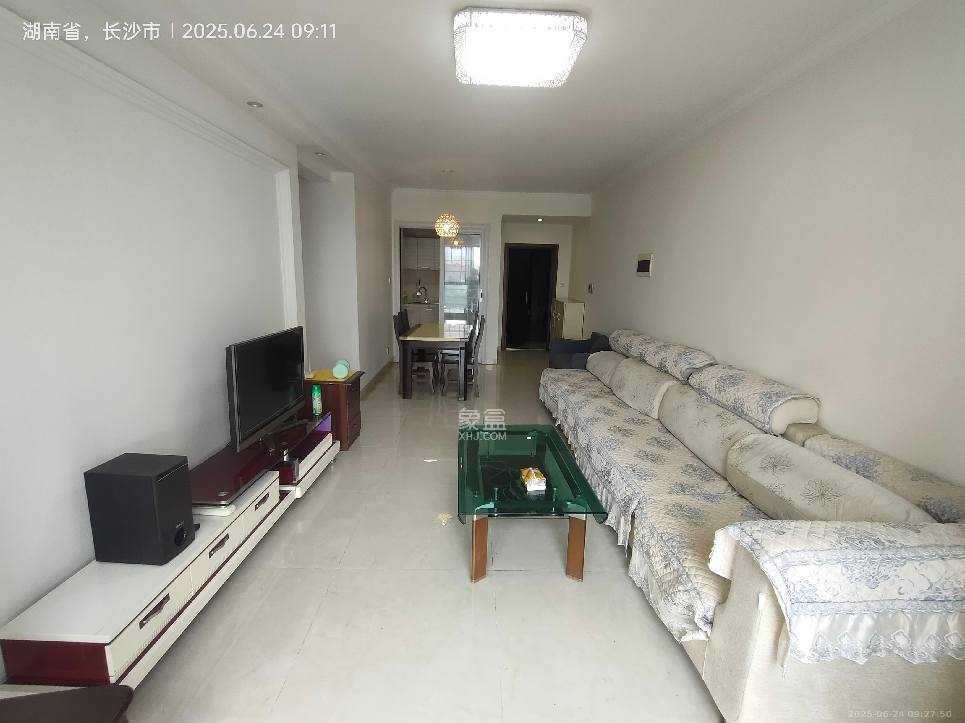 蓝光幸福满庭  3室2厅1卫   2400.00元/月室内图