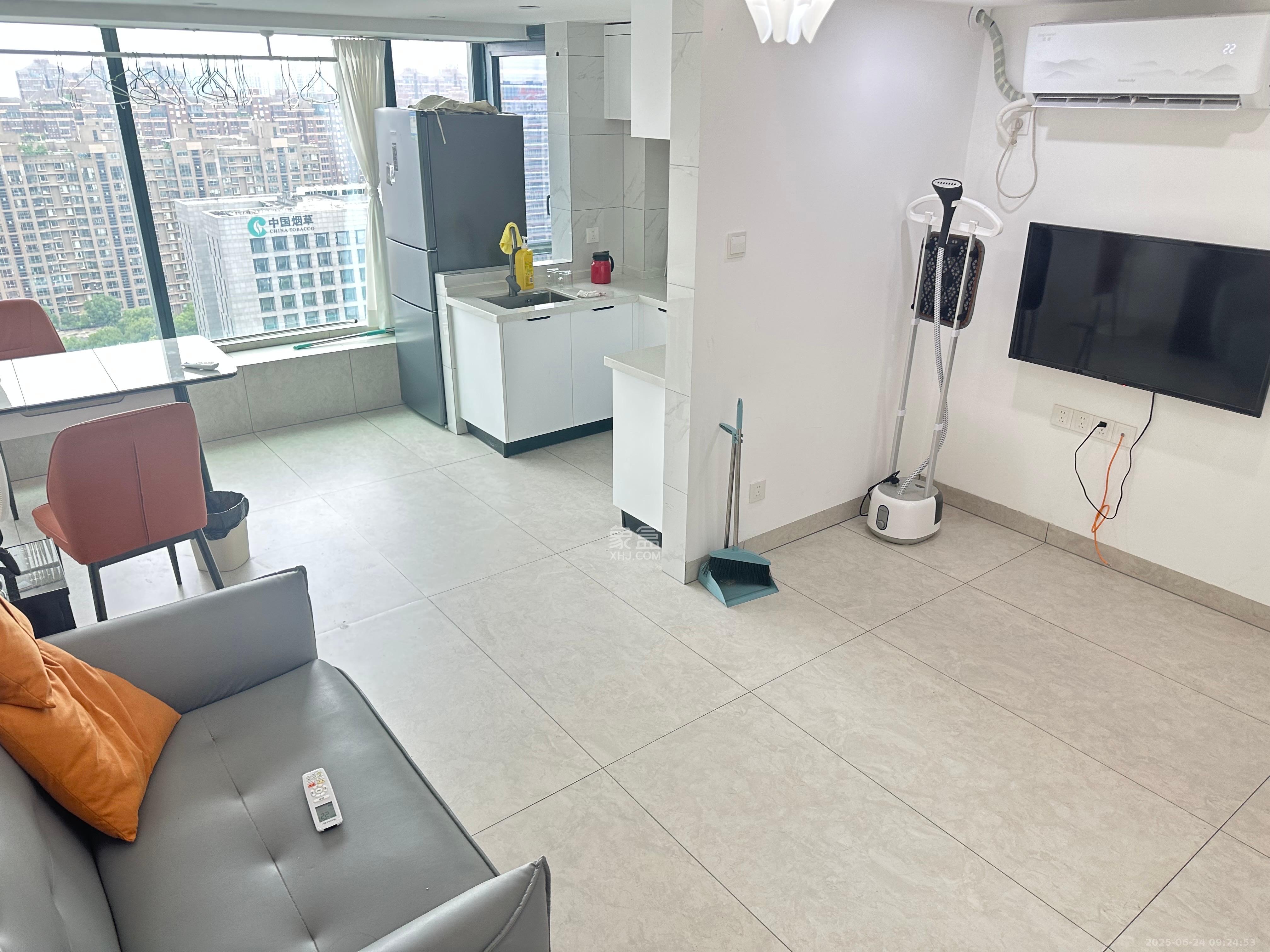 京武浪琴山三期（京武中心）  1室0厅0卫    2800.0元/月室内图