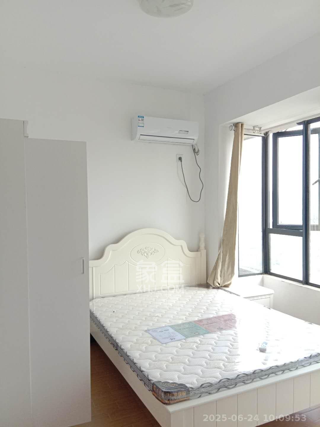 长房时代城 3室2厅1卫 2900.0元/月 长房时代城 3室2厅1卫 2900.0元/月室内图