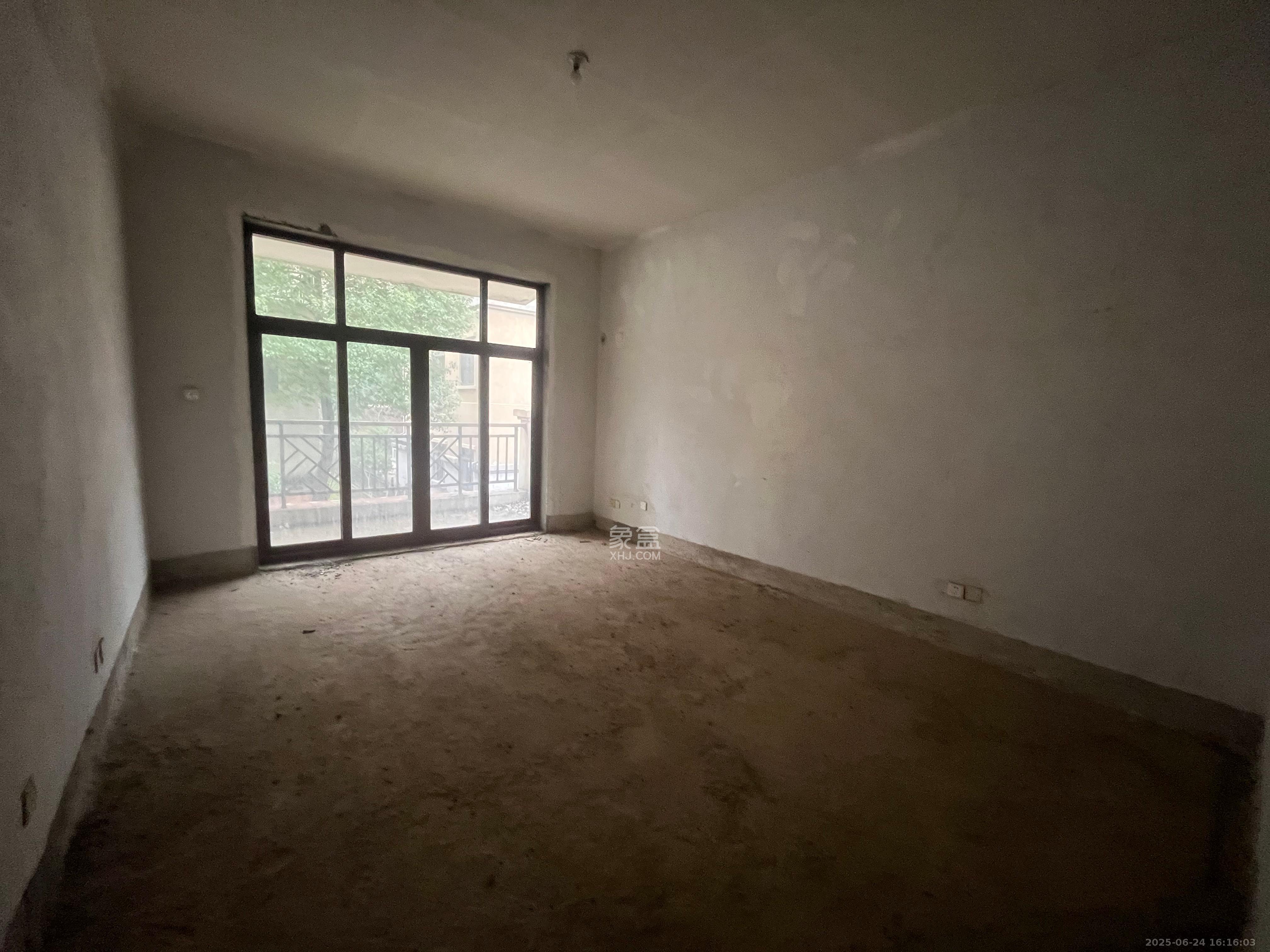 润和之悦(金泽园) 10室4厅3卫 6000.0元/月 润和之悦(金泽园) 10室4厅3卫 6000.0元/月室内图