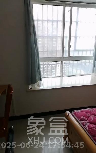 骑龙安置小区 1室2厅1卫 1000.0元/月 骑龙安置小区 1室2厅1卫 1000.0元/月室内图