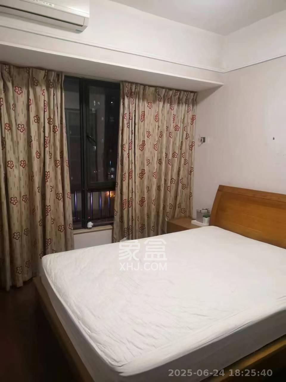 万科金域蓝湾  3室2厅1卫   2600.00元/月室内图