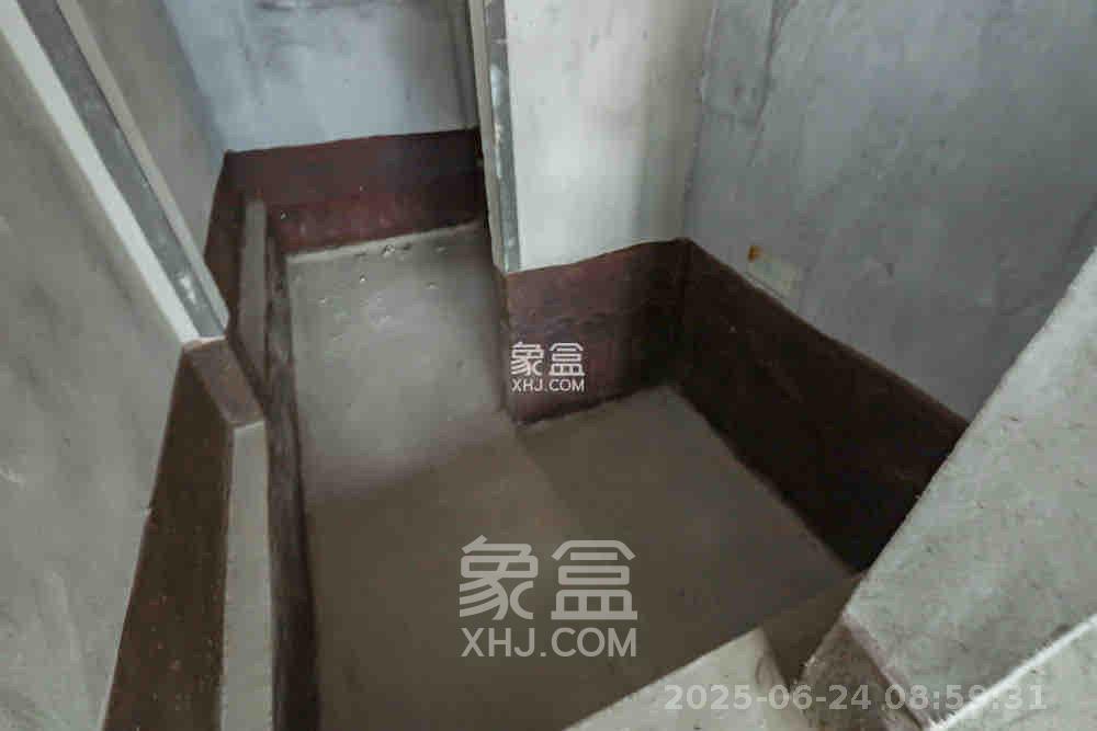 保利西海岸A区  4室2厅2卫   5000.00元/月室内图