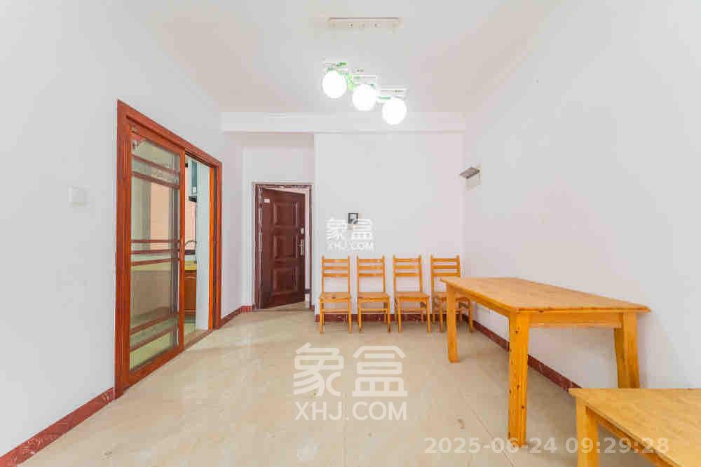 圆梦康乐城  3室2厅2卫    2000.0元/月 圆梦康乐城  3室2厅2卫    2000.0元/月室内图