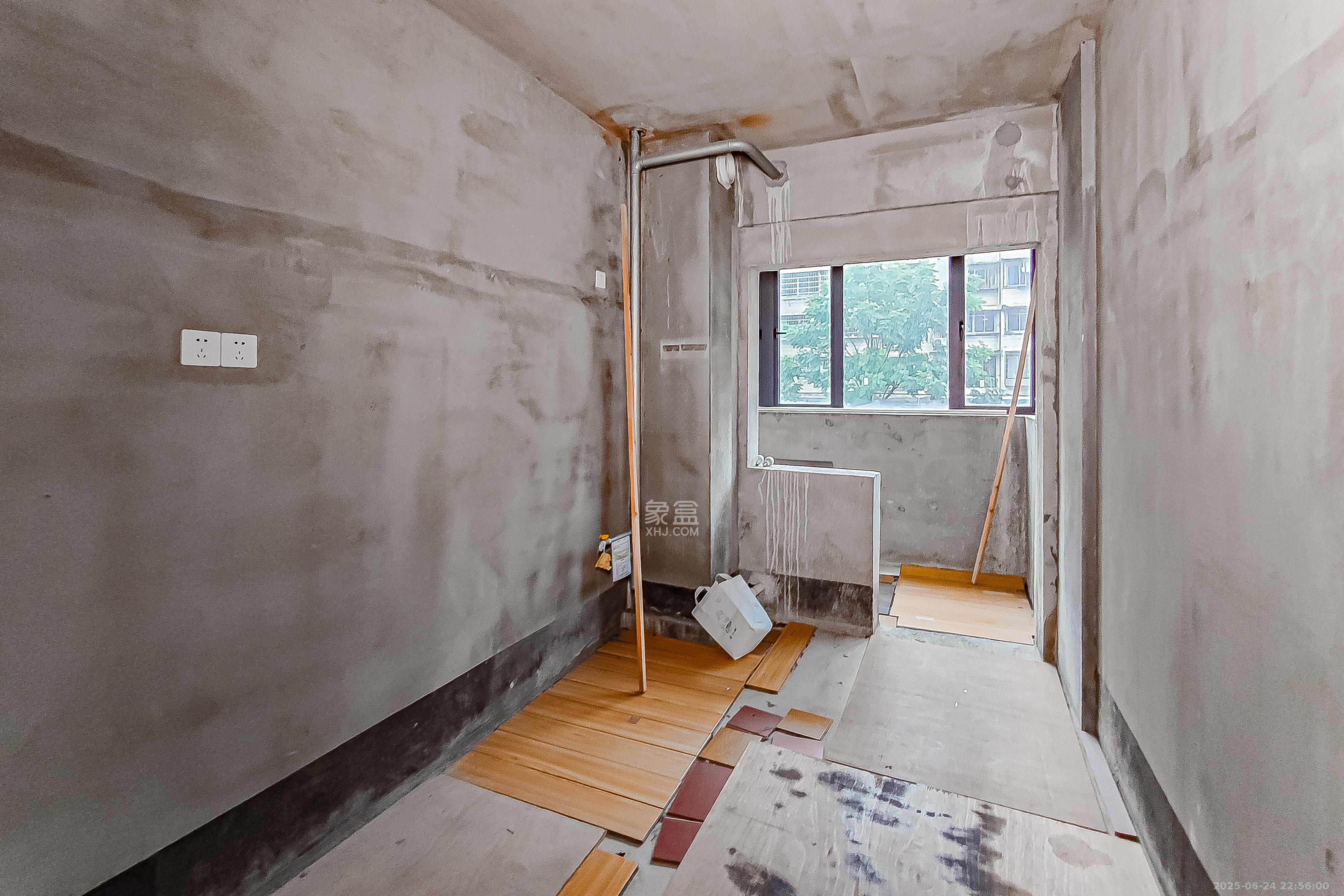 湖南第六工程有限公司机关小区(六公司机关大院) 4室2厅2卫 155.0万 湖南第六工程有限公司机关小区(六公司机关大院) 4室2厅2卫 155.0万厨房