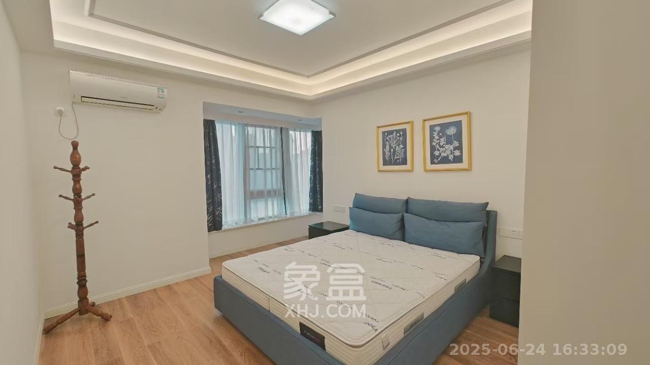 保利国际广场  1室2厅1卫   5800.00元/月室内图