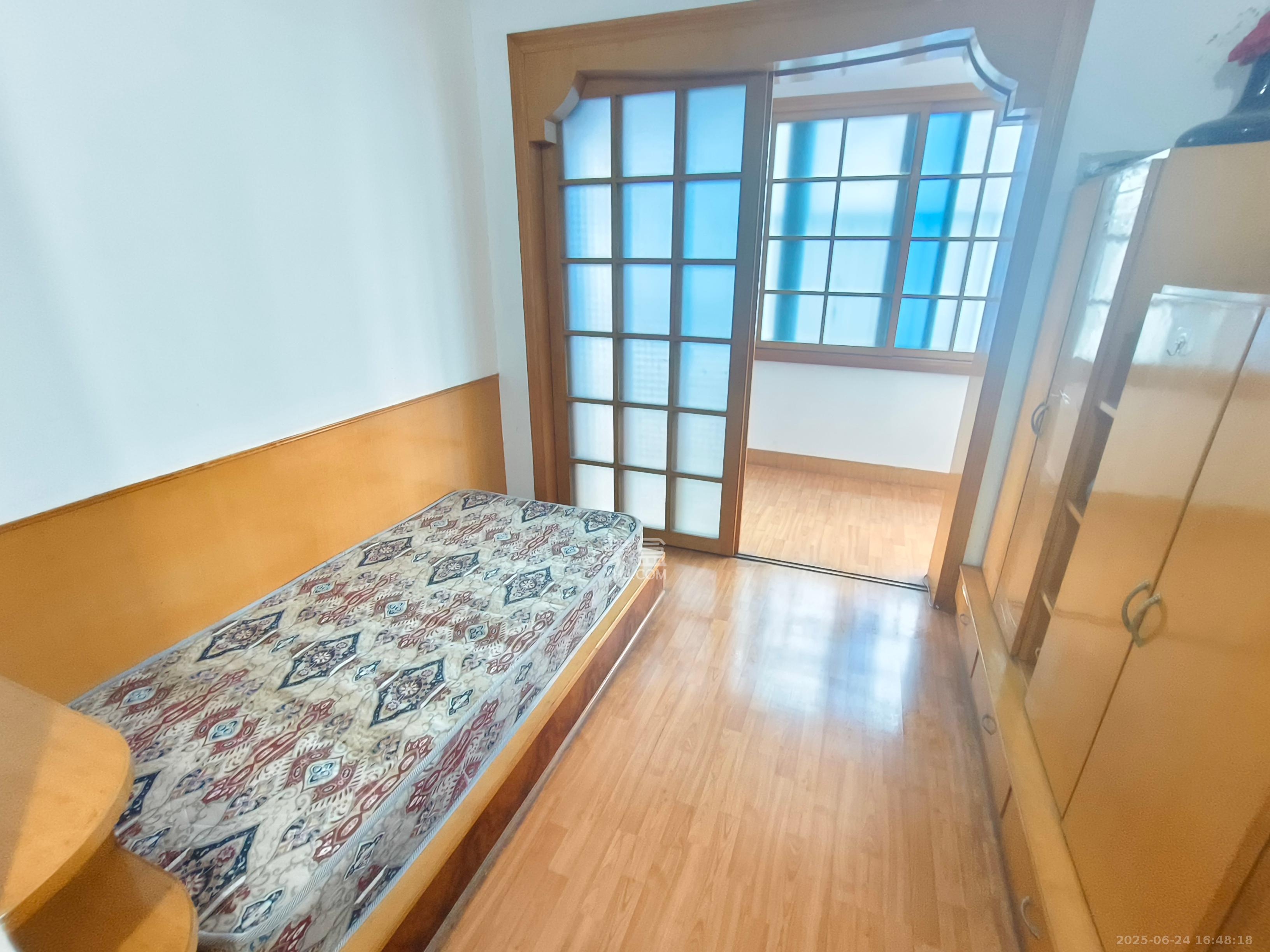 省财政厅宿舍 1室2厅1卫 2600.0元/月 省财政厅宿舍 1室2厅1卫 2600.0元/月室内图