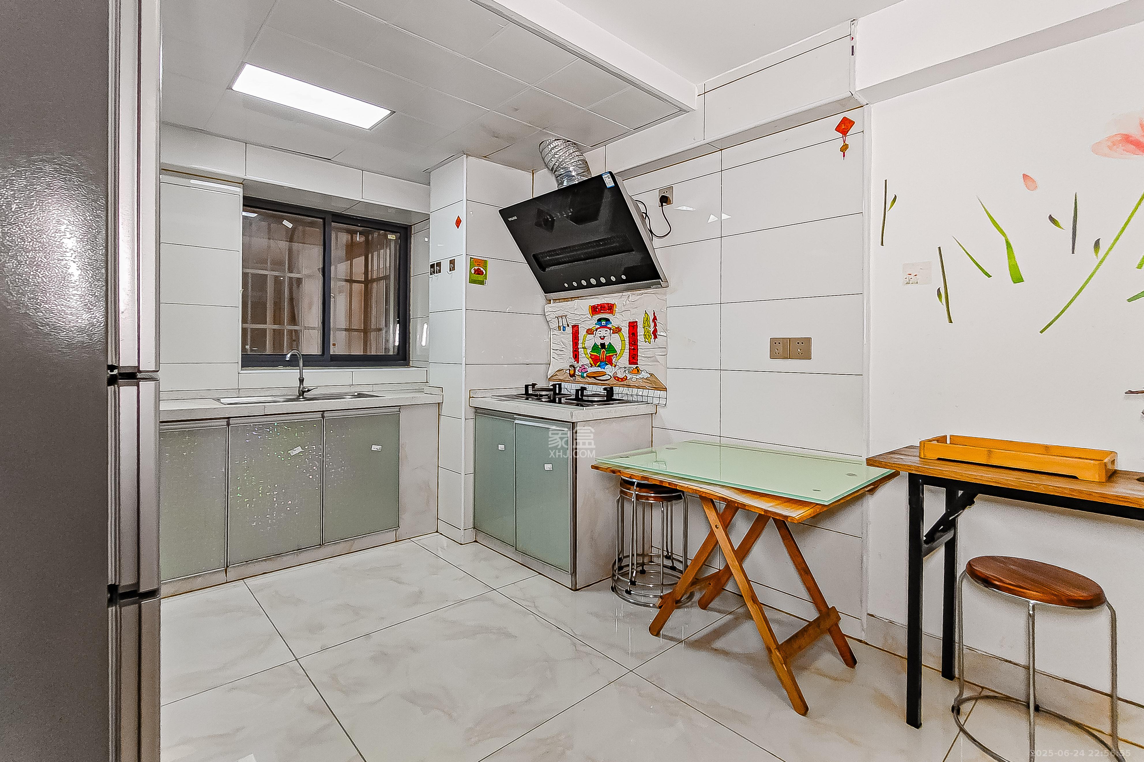 在水一方 2室1厅1卫 46.0万 在水一方 2室1厅1卫 46.0万客厅