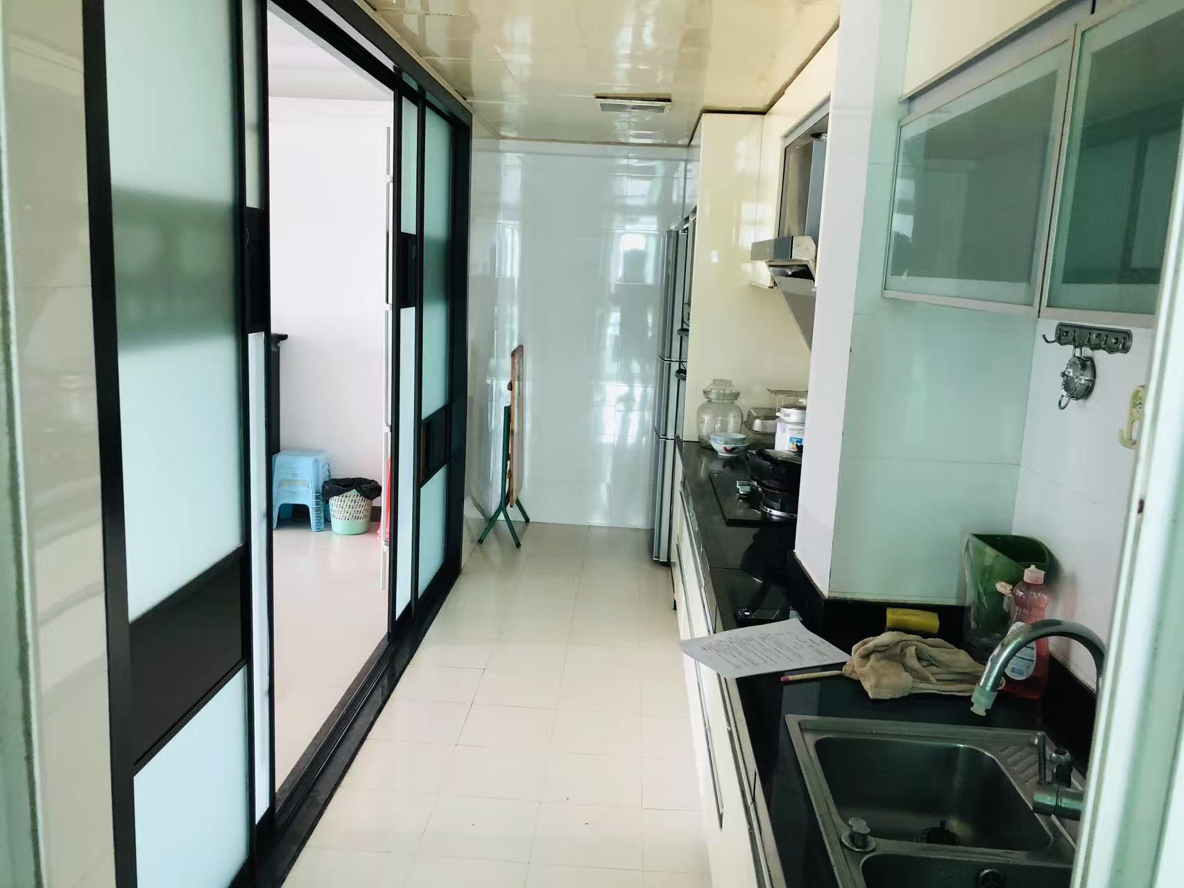 京江广场  3室2厅1卫    3000.0元/月 京江广场  3室2厅1卫    3000.0元/月室内图