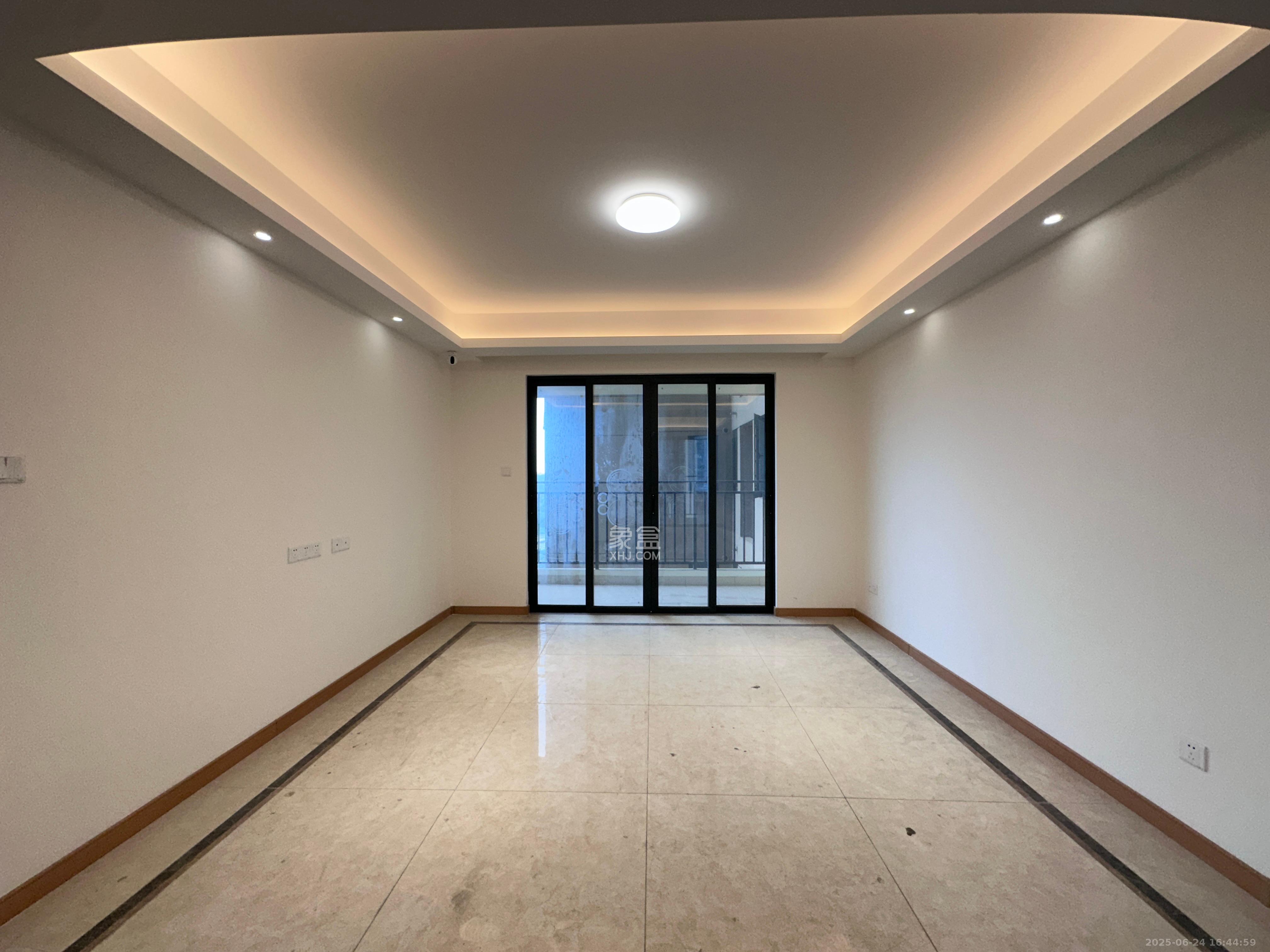 中建嘉和城凤凰台（中建瑞兴家园）  1室0厅0卫   2500.00元/月室内图1