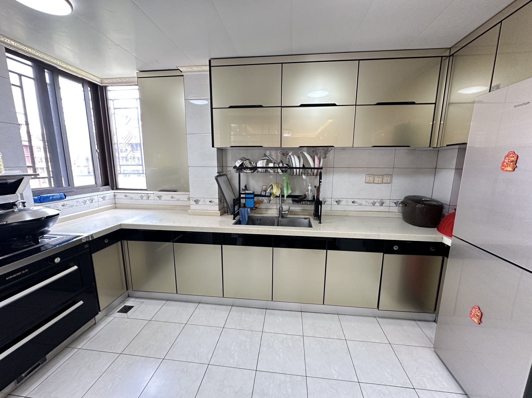 紫园D区 4室2厅2卫 335.0万 紫园D区 4室2厅2卫 335.0万室内图