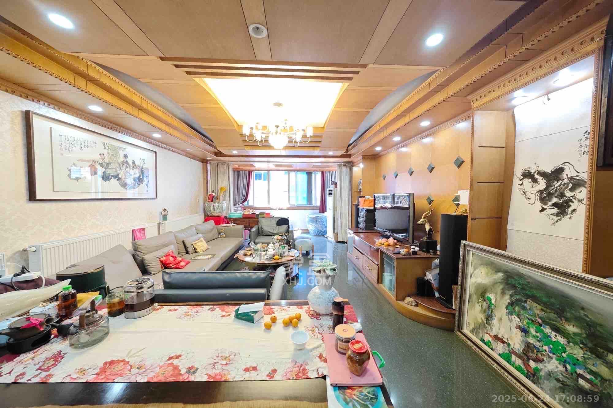 泰时花园 5室2厅2卫 3000.0元/月 泰时花园 5室2厅2卫 3000.0元/月室内图