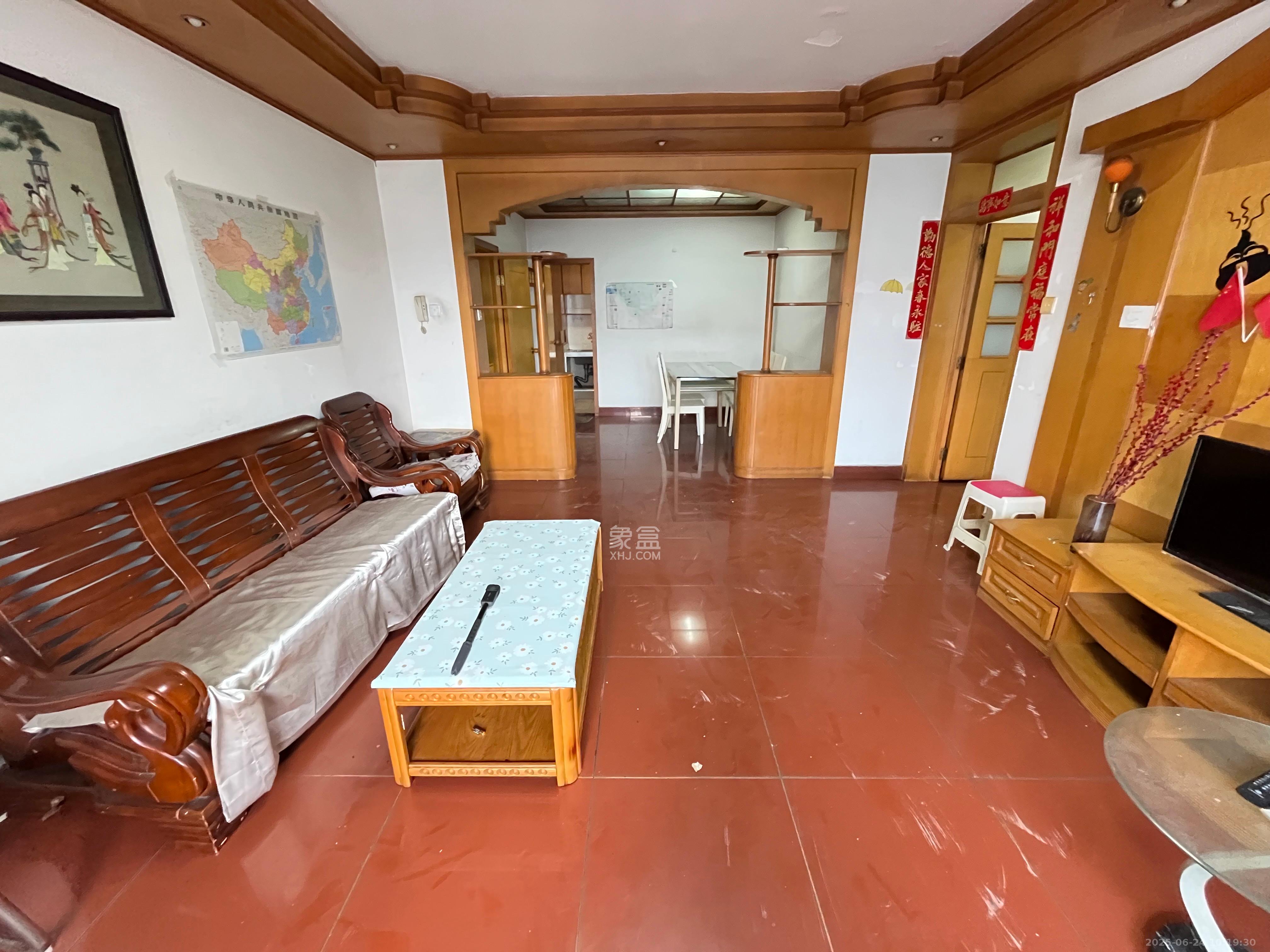 鸿园小区 3室2厅1卫 2000.0元/月 鸿园小区 3室2厅1卫 2000.0元/月室内图