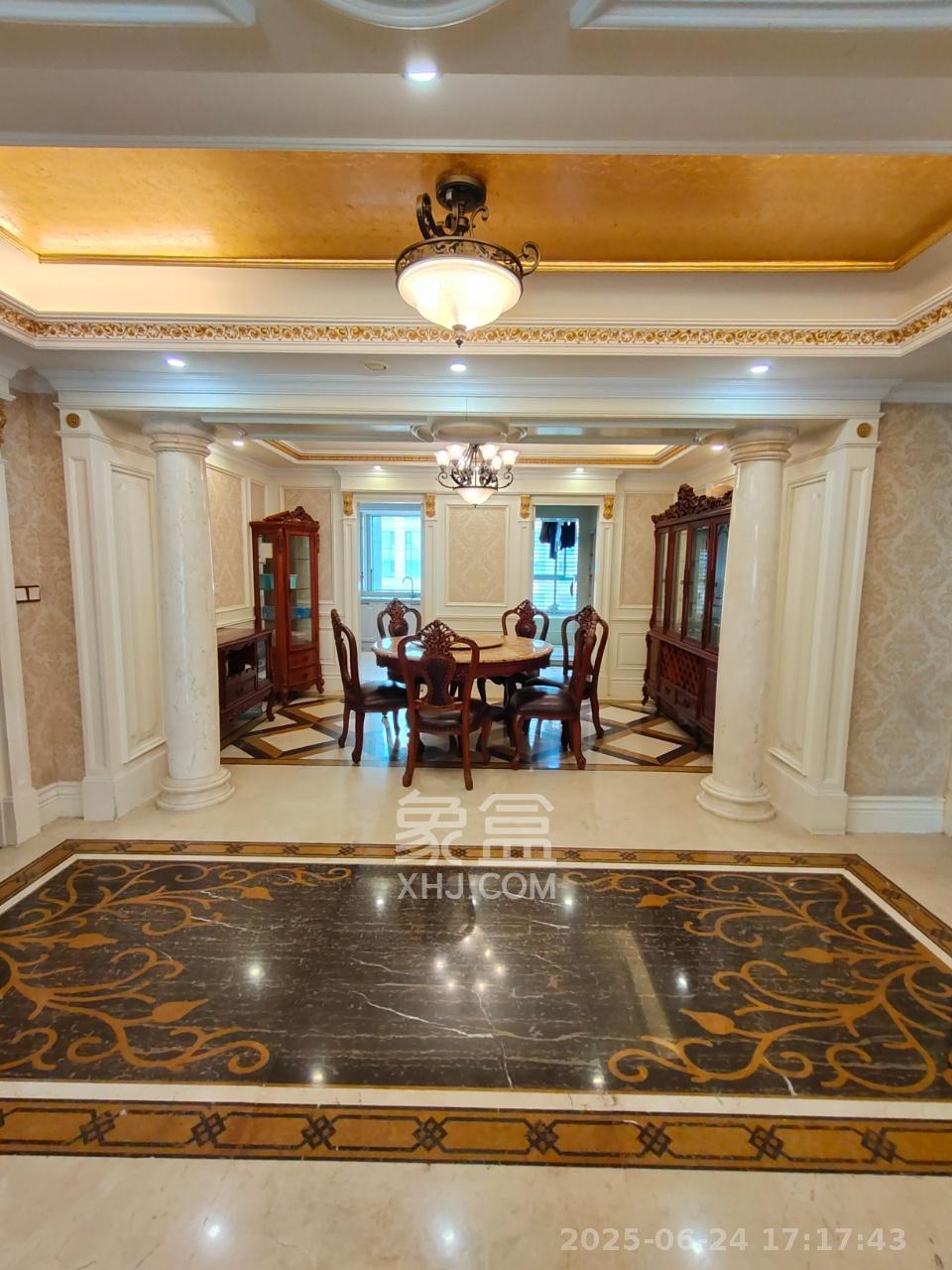 万达公馆  3室2厅2卫    11000.0元/月 万达公馆  3室2厅2卫    11000.0元/月室内图