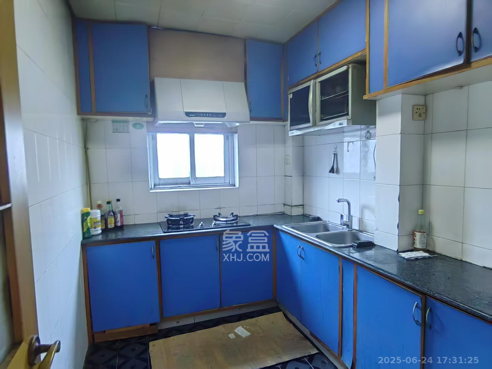 南方电信宿舍  2室2厅1卫    3500.0元/月室内图