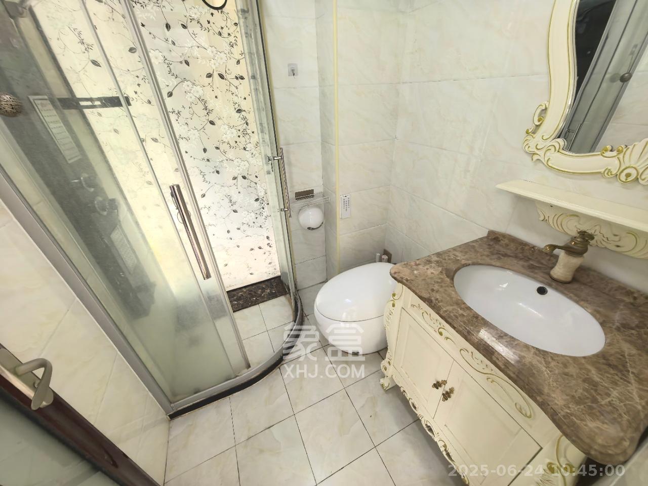 中建梅溪湖中心  2室2厅1卫   3300.00元/月室内图