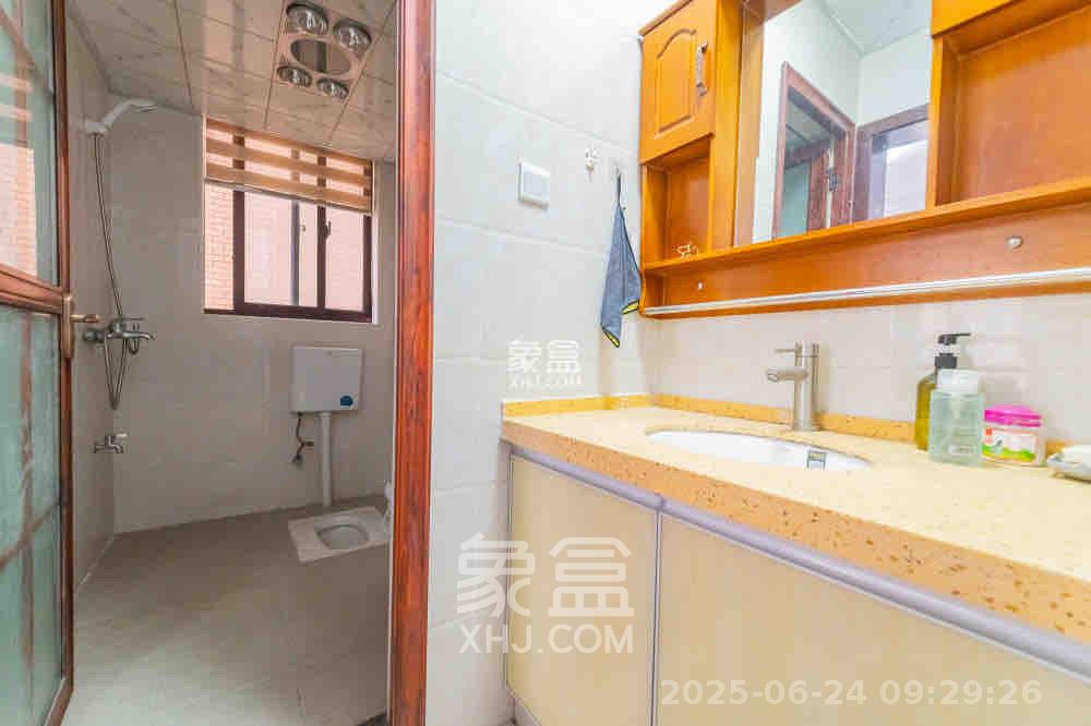 圆梦康乐城  3室2厅2卫    2000.0元/月 圆梦康乐城  3室2厅2卫    2000.0元/月室内图