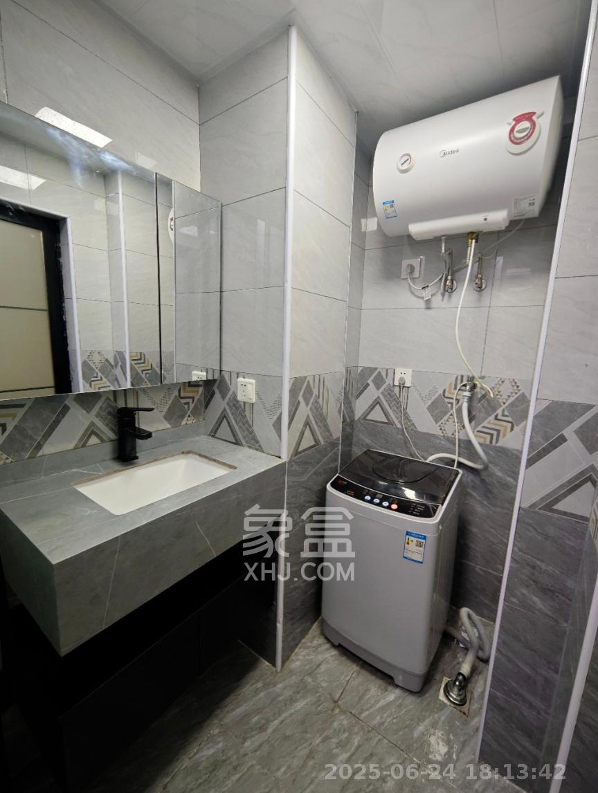 龙湖湘江星座(祺鑫星座公寓) 1室0厅1卫 1500.0元/月 龙湖湘江星座(祺鑫星座公寓) 1室0厅1卫 1500.0元/月室内图