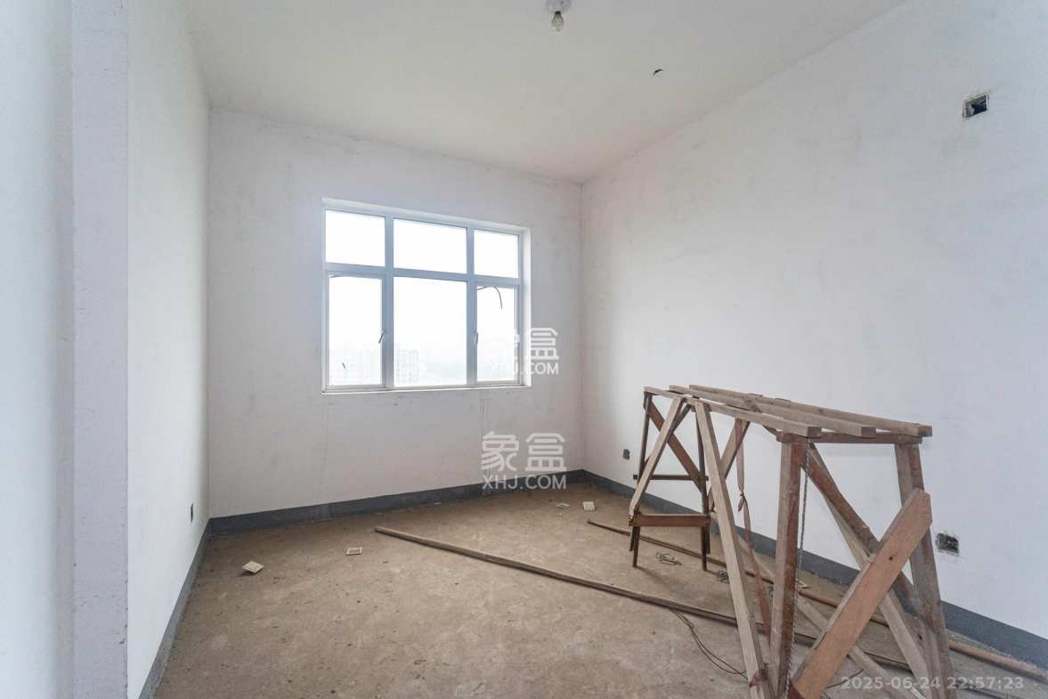 淞雅苑 3室2厅2卫 70.0万 淞雅苑 3室2厅2卫 70.0万卧室