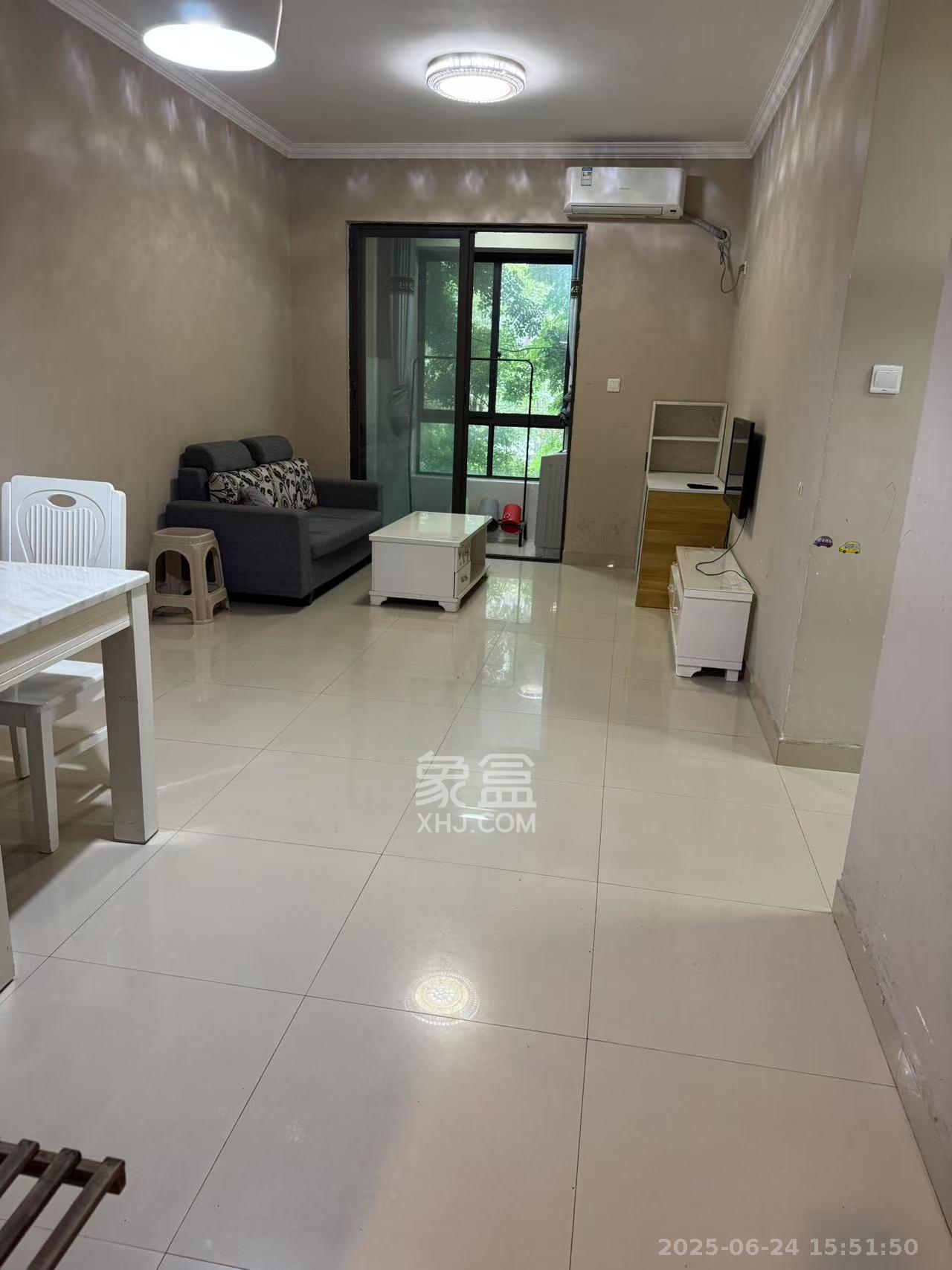 阳光城尚东湾青云苑 2室1厅1卫 2200.0元/月 阳光城尚东湾青云苑 2室1厅1卫 2200.0元/月户型图