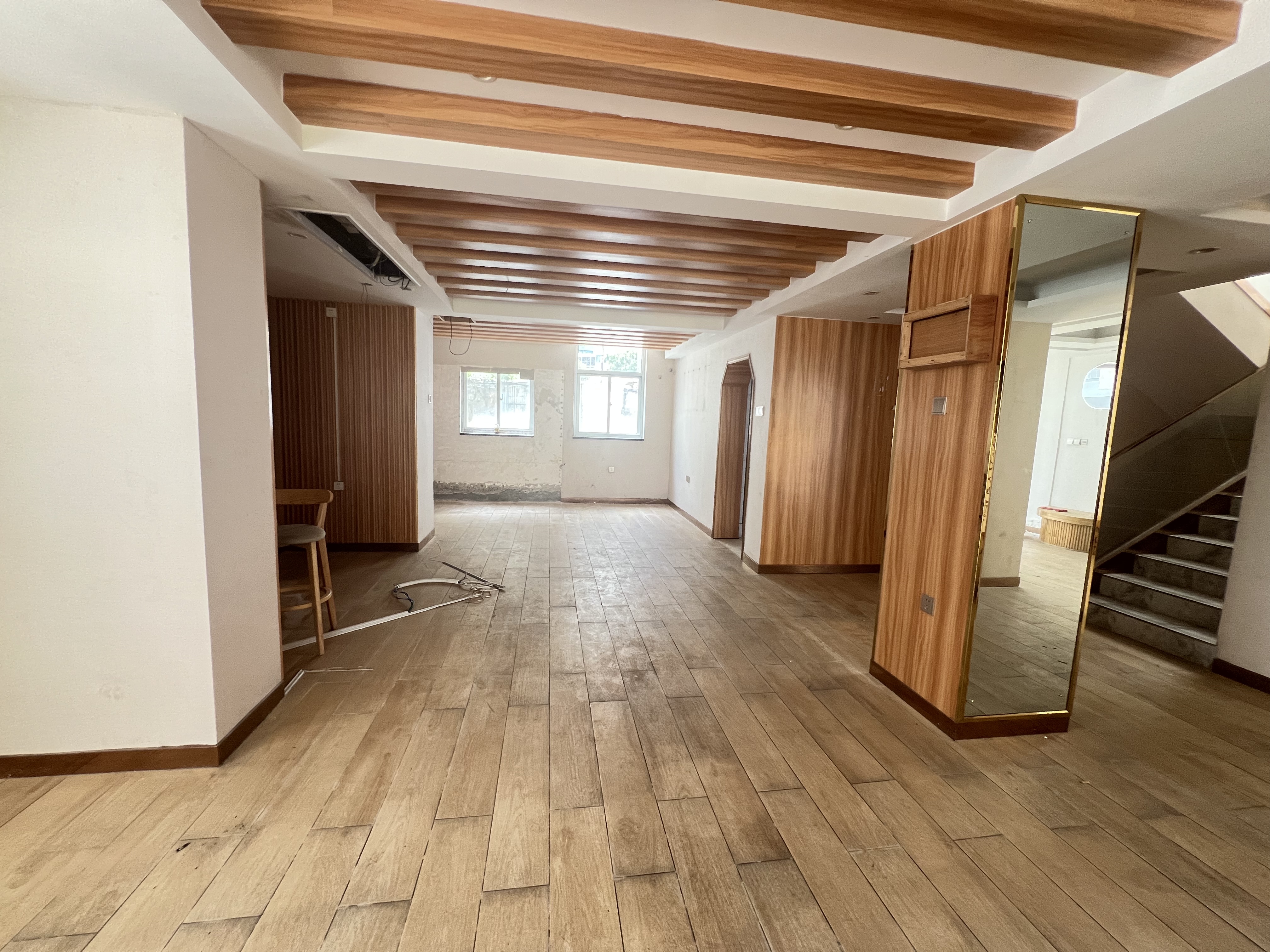 九都大厦 10室3厅4卫 26000.0元/月 九都大厦 10室3厅4卫 26000.0元/月室内图