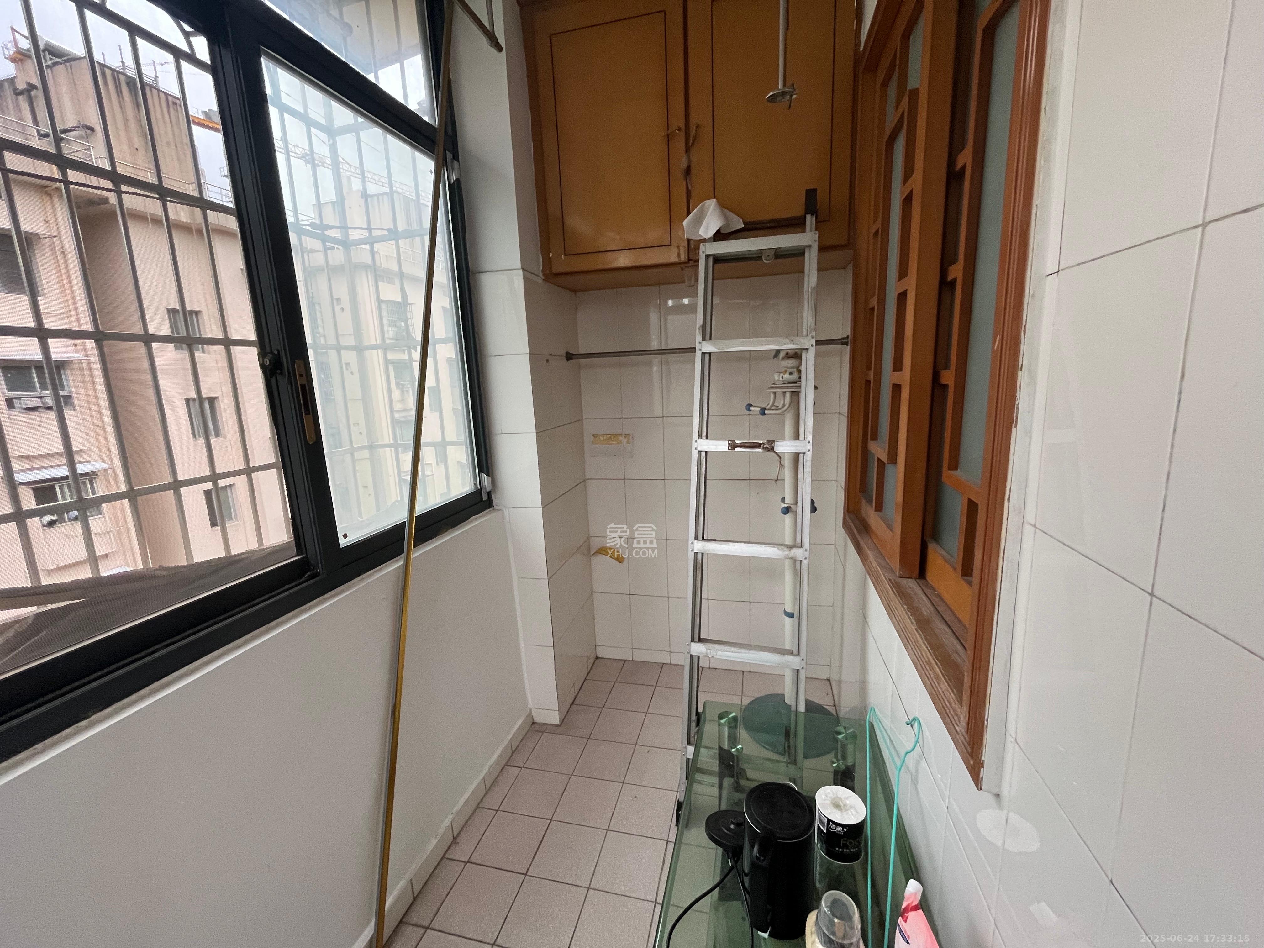 省烟曹家坡宿舍 2室2厅1卫 1700.0元/月 省烟曹家坡宿舍 2室2厅1卫 1700.0元/月室内图