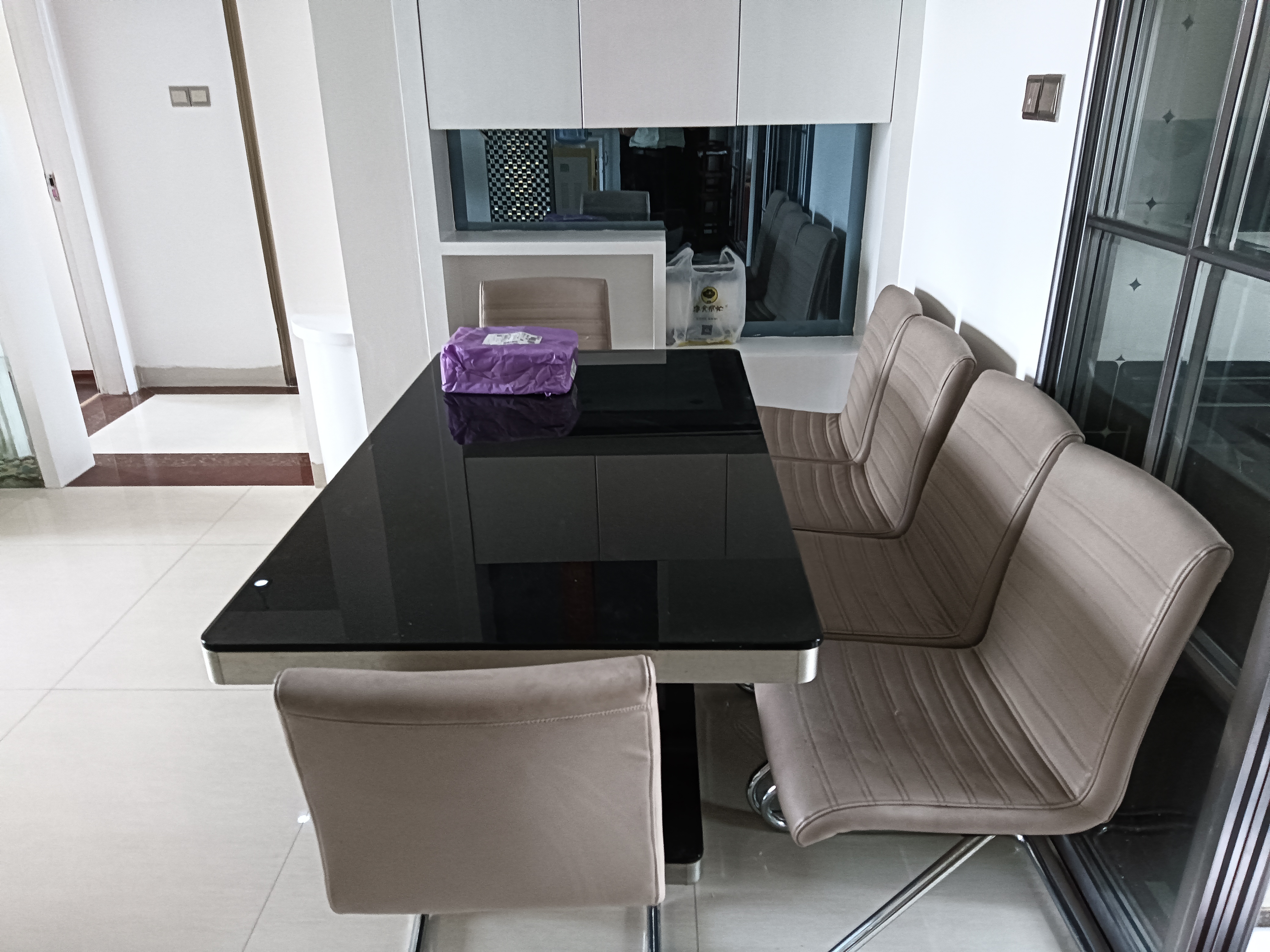 冠都现代城(冠都幸福彼岸) 3室2厅1卫 1500.0元/月 冠都现代城(冠都幸福彼岸) 3室2厅1卫 1500.0元/月室内图