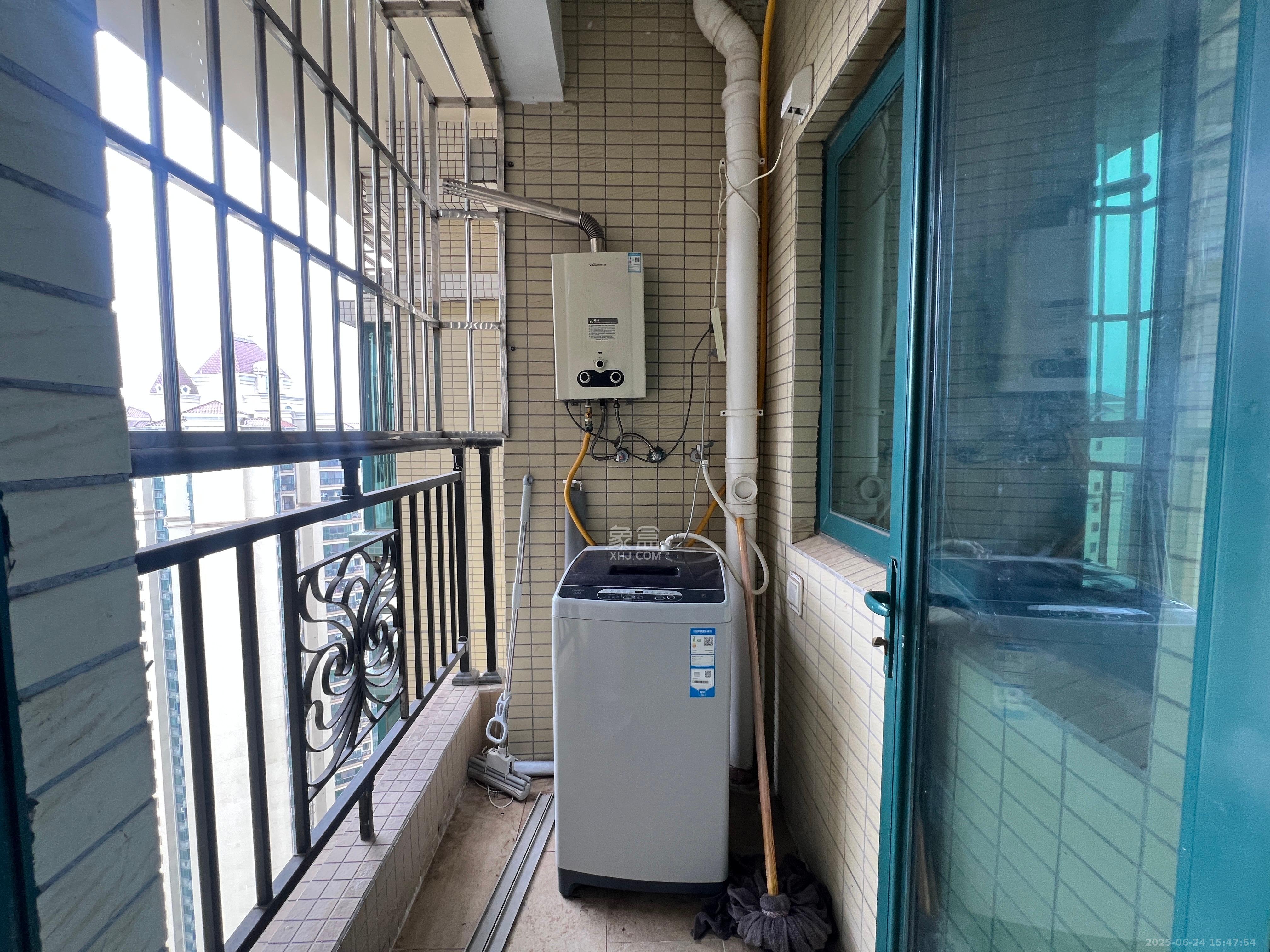 恒大雅苑  3室2厅1卫    2500.0元/月室内图