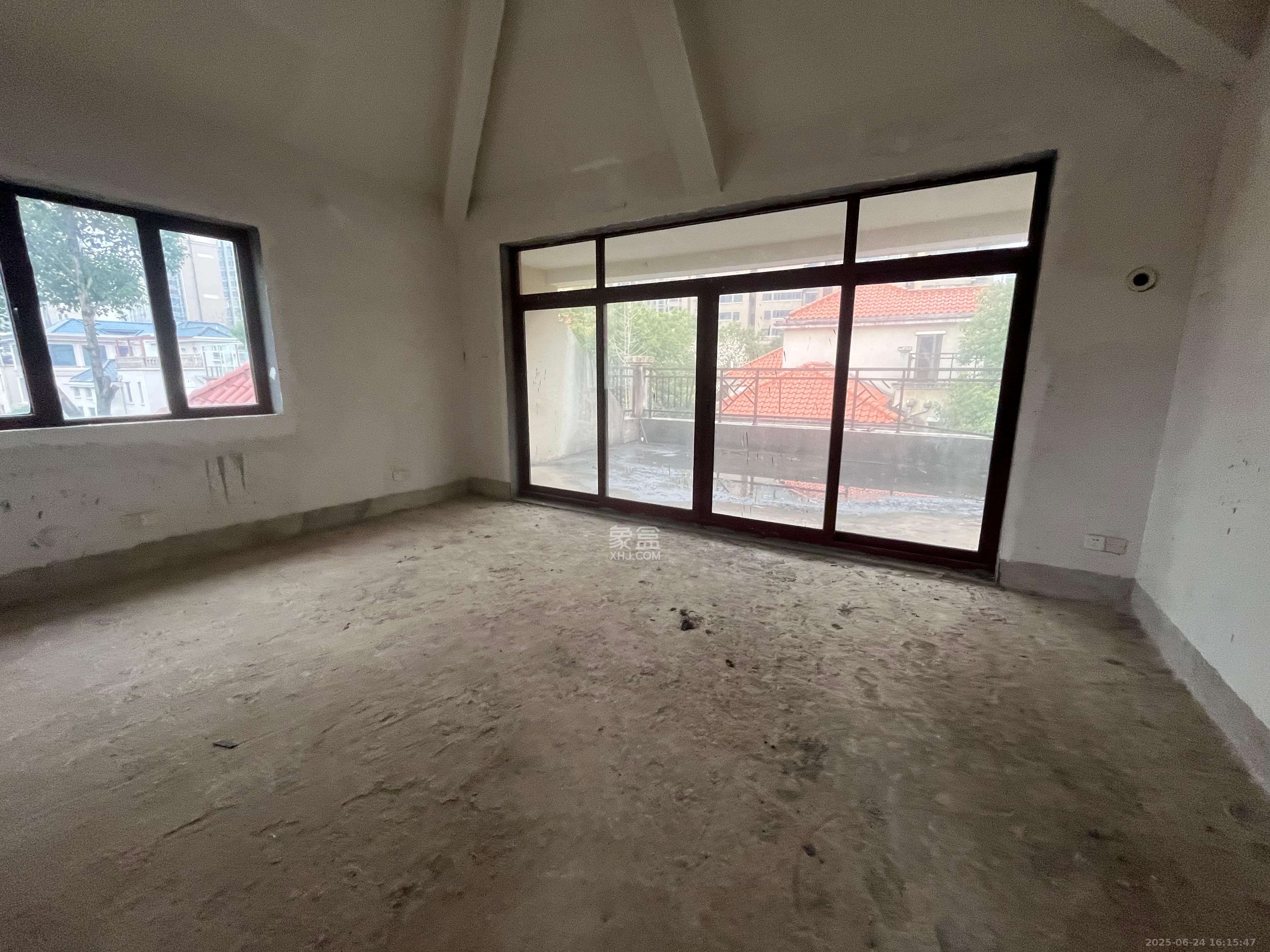 润和之悦(金泽园)  10室4厅3卫    6000.0元/月 润和之悦(金泽园)  10室4厅3卫    6000.0元/月