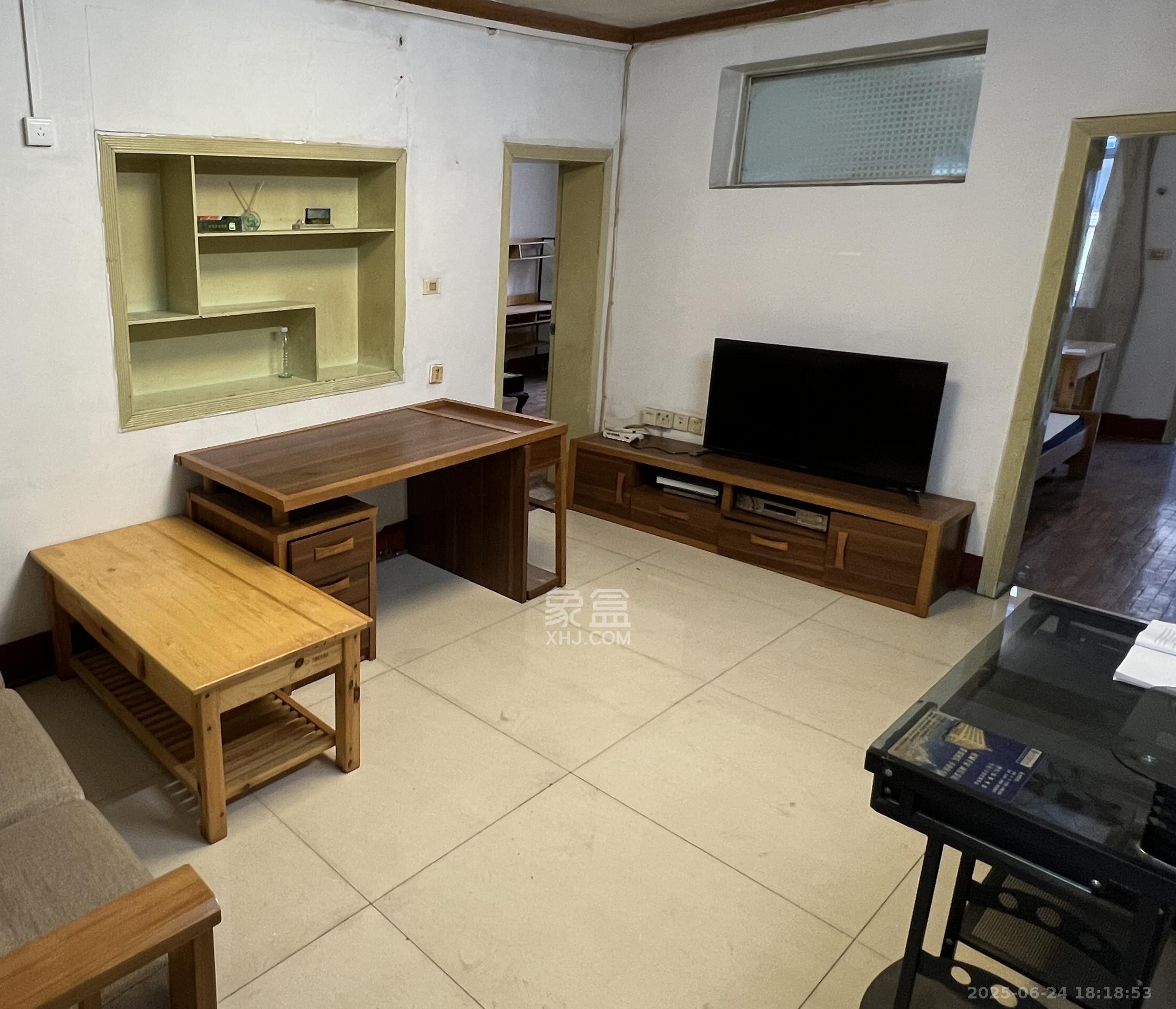 湖南省农业厅 2室1厅1卫 2200.0元/月 湖南省农业厅 2室1厅1卫 2200.0元/月室内图