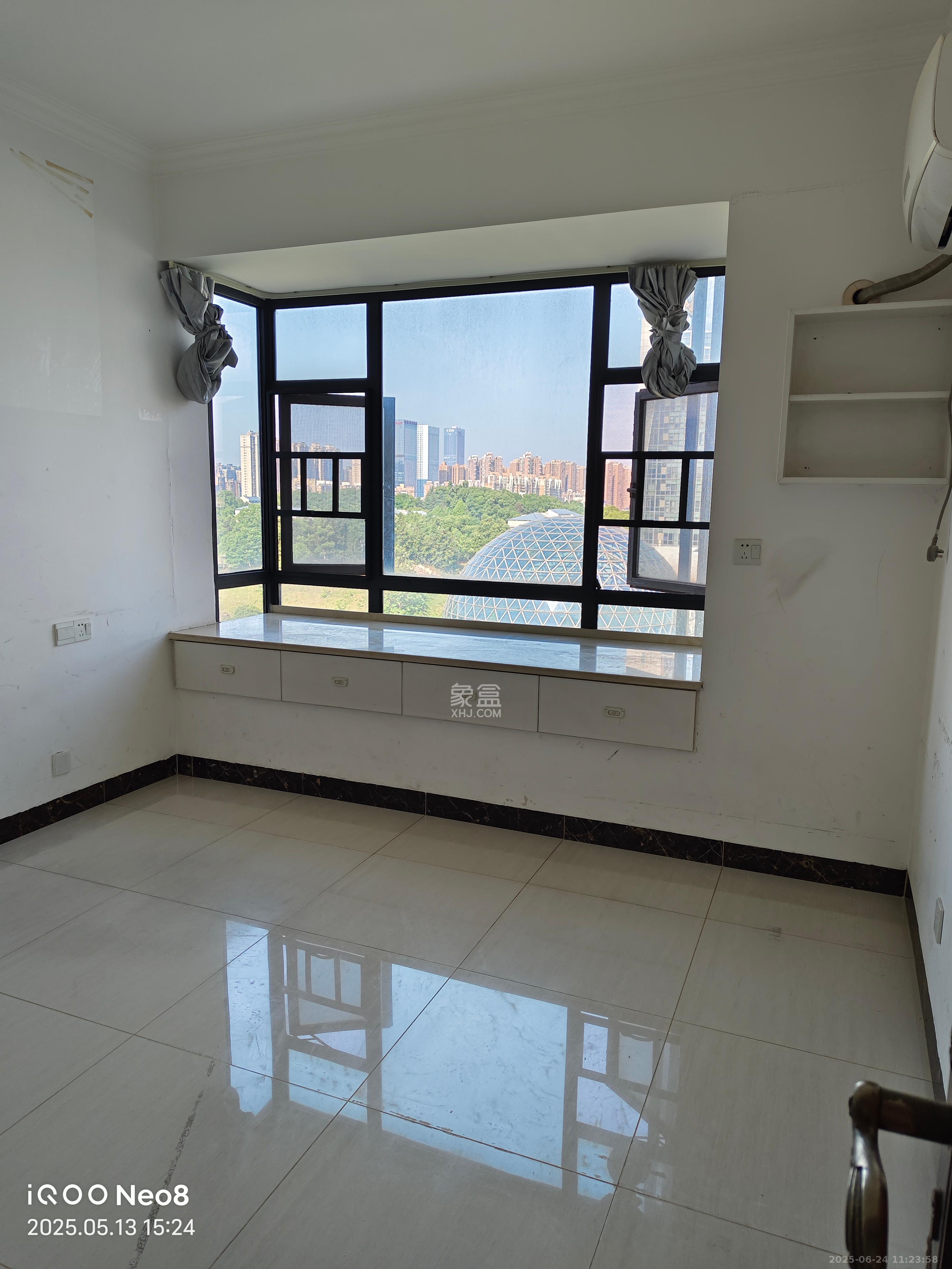 财富港湾(绿领大厦)  2室2厅1卫    1680.0元/月 财富港湾(绿领大厦)  2室2厅1卫    1680.0元/月室内图