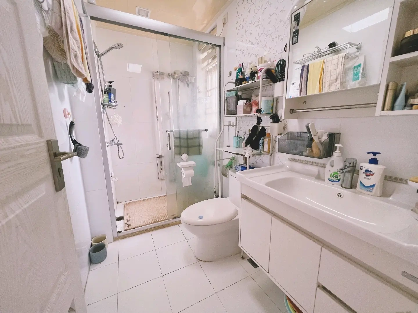 夏瑶花苑 2室1厅1卫 2500.00元/月 夏瑶花苑 2室1厅1卫 2500.00元/月室内图