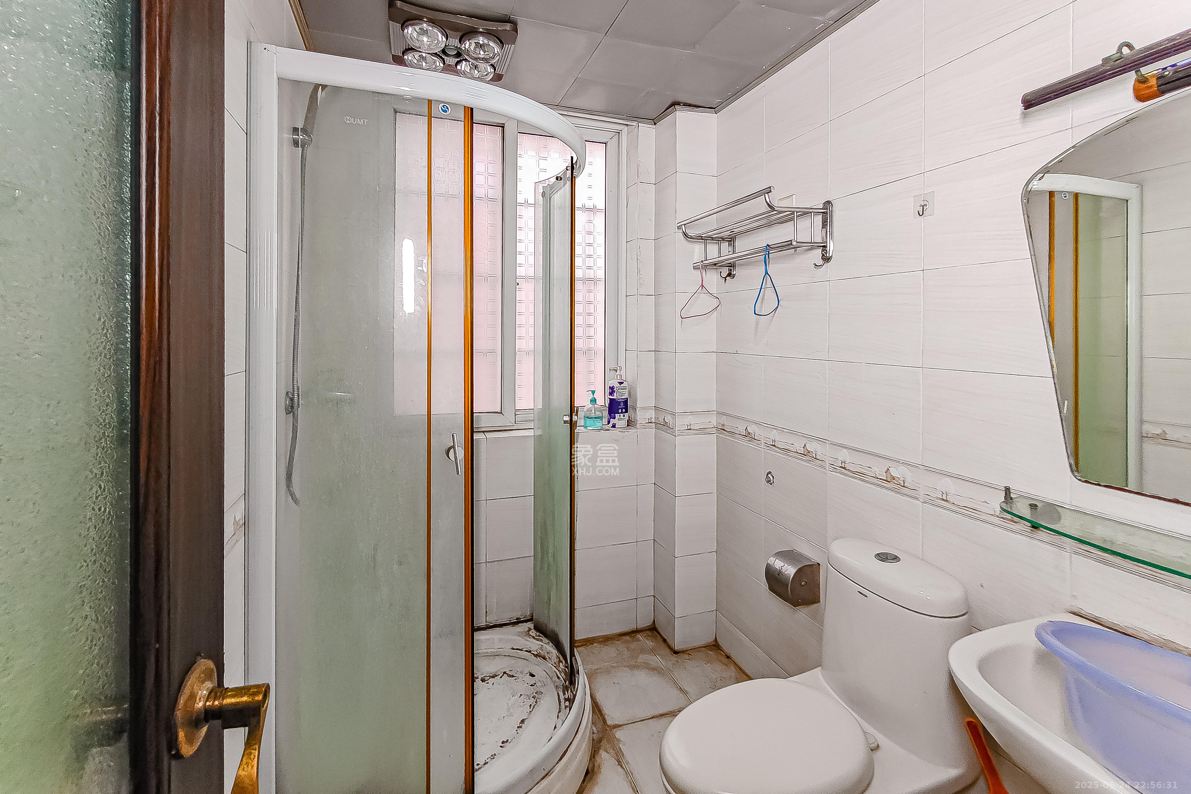 森宇佳园 3室2厅2卫 75.0万 森宇佳园 3室2厅2卫 75.0万卫生间