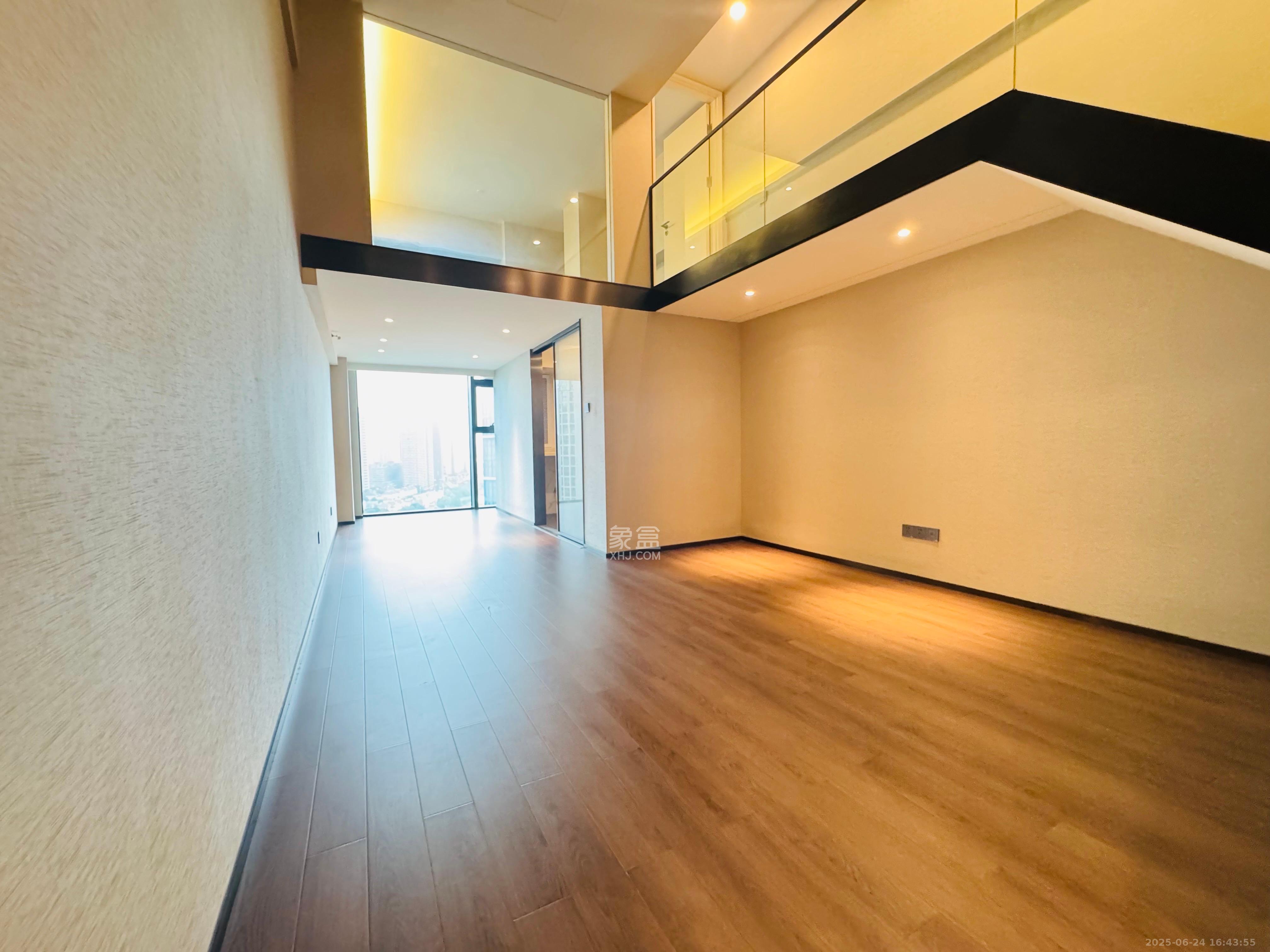 达美寰宇中心 2室2厅1卫 3500.0元/月 达美寰宇中心 2室2厅1卫 3500.0元/月室内图