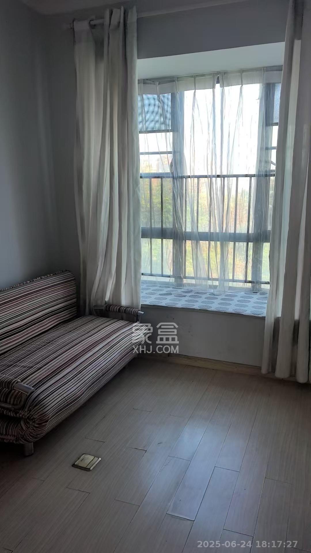 堤亚纳湾(深业沙河城) 3室2厅2卫 2400.0元/月 堤亚纳湾(深业沙河城) 3室2厅2卫 2400.0元/月室内图